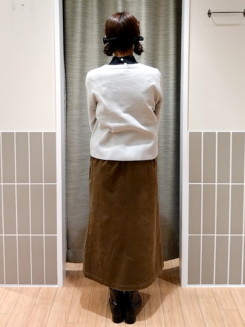 reiaさんの「grove｜【インしない・毛玉軽減】大人上品なダイヤ柄ニット」を使ったコーディネート