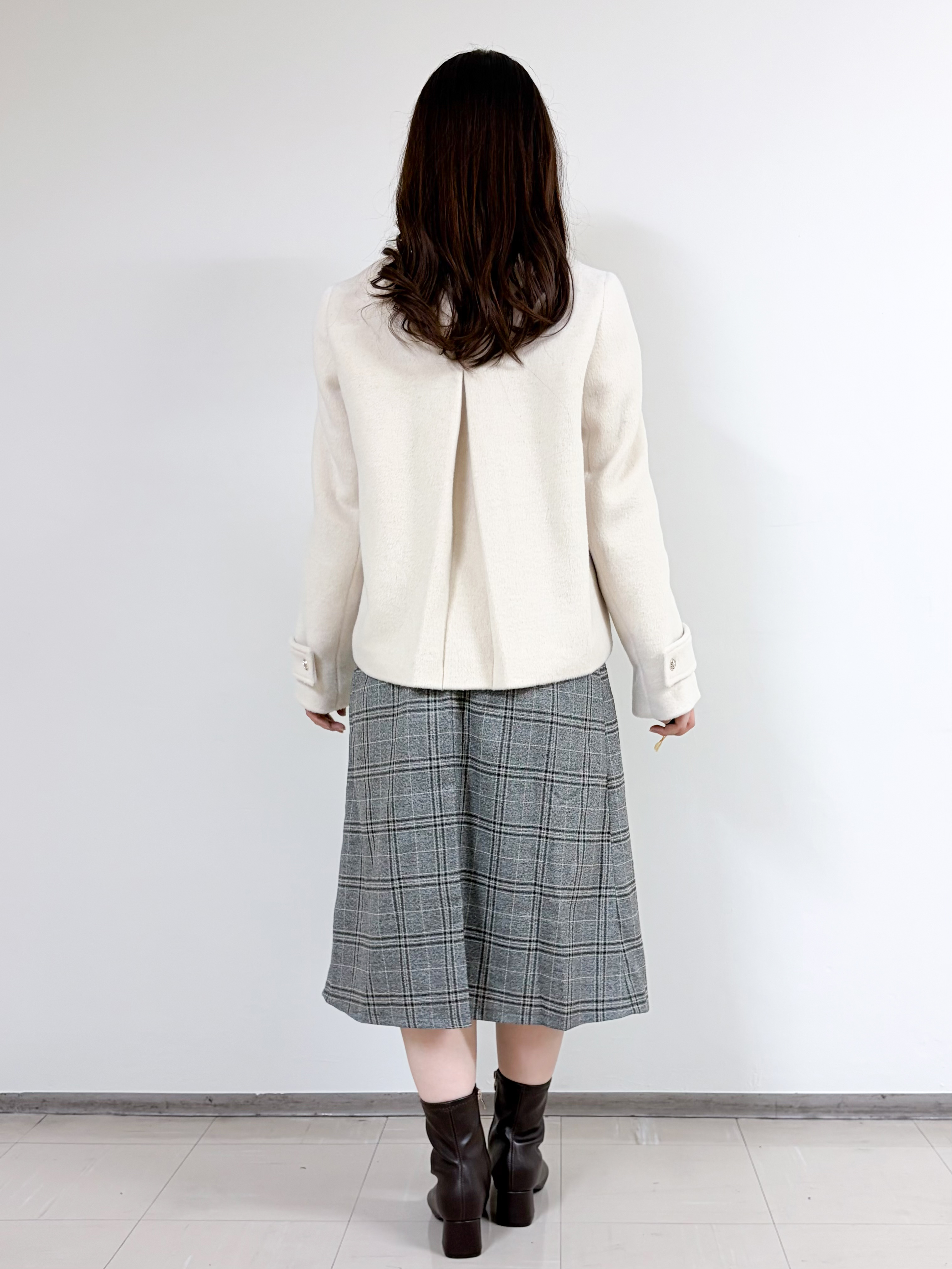 ruさんの「index｜【植草美幸先生が指南する好印象スタイル】カシミヤ混ノーカラーショートコート」を使ったコーディネート