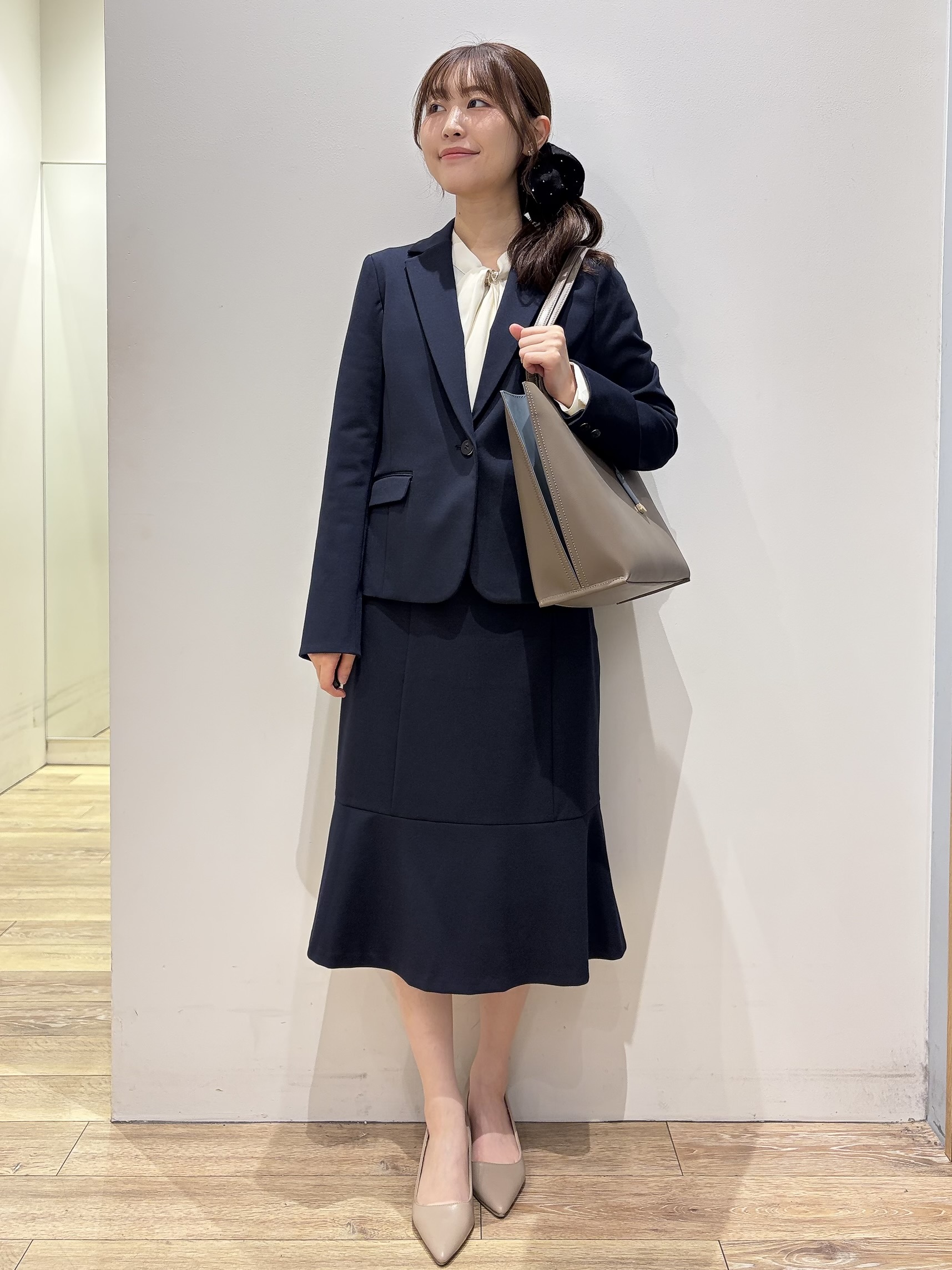 MOMOさんの「index｜【XS-3Lサイズ】ストレッチテーラードジャケット《ウォッシャブル／イージーアイロン》」を使ったコーディネート