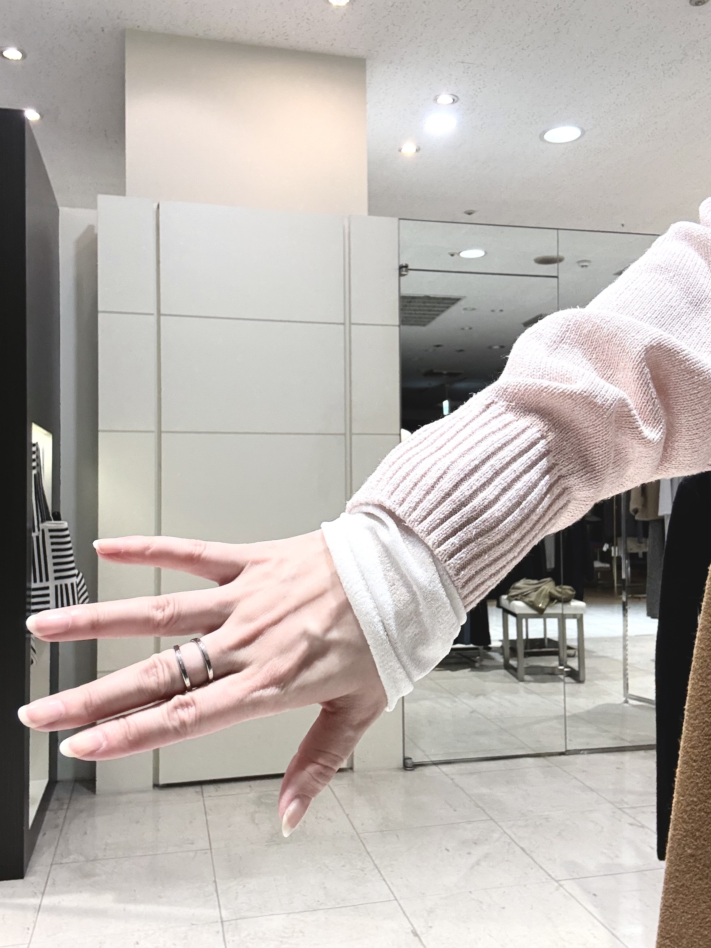 mori.さんの「UNTITLED｜【店頭人気！】杢調ジップカーディガン」を使ったコーディネート