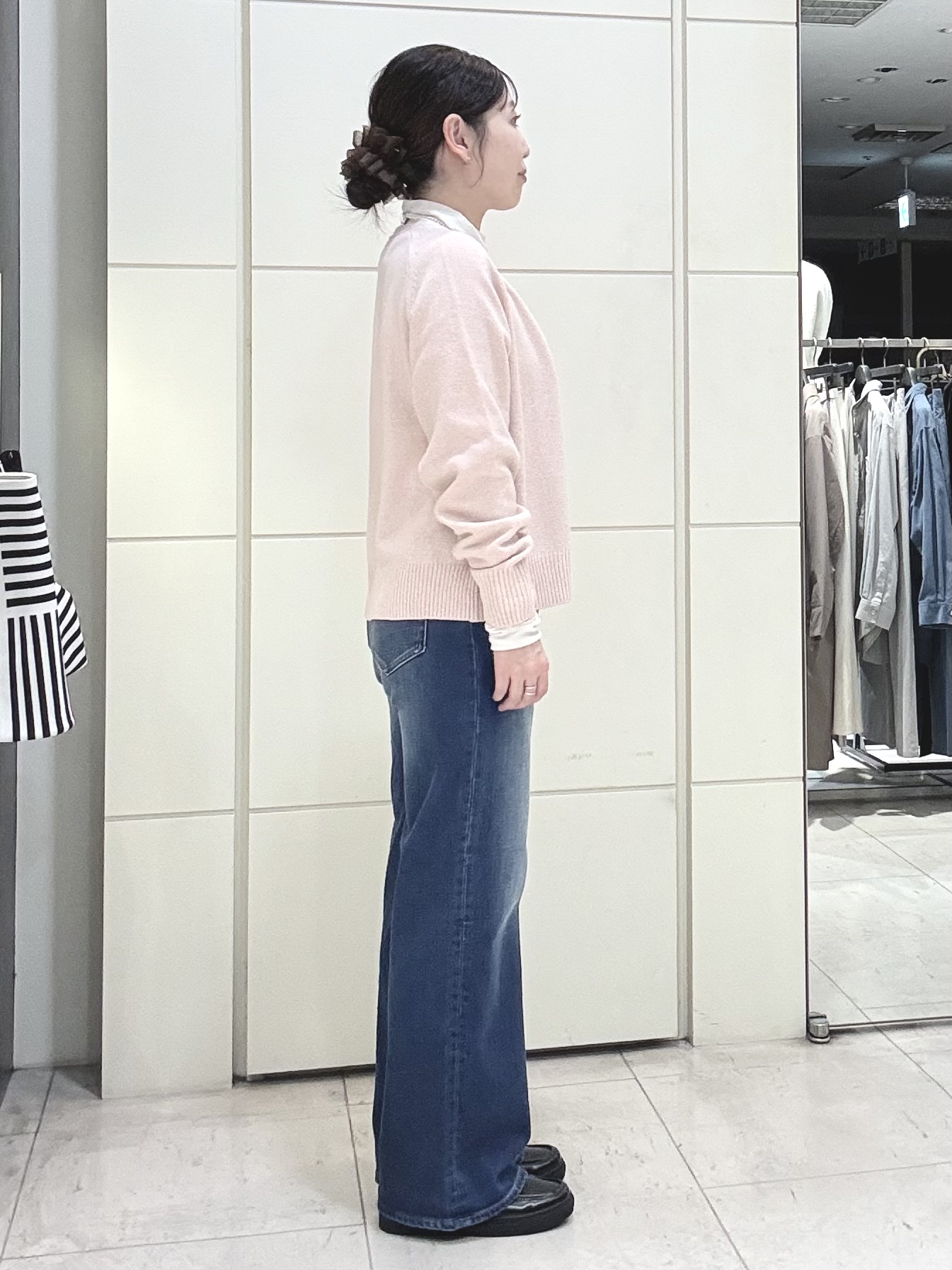 mori.さんの「UNTITLED｜【店頭人気！】杢調ジップカーディガン」を使ったコーディネート