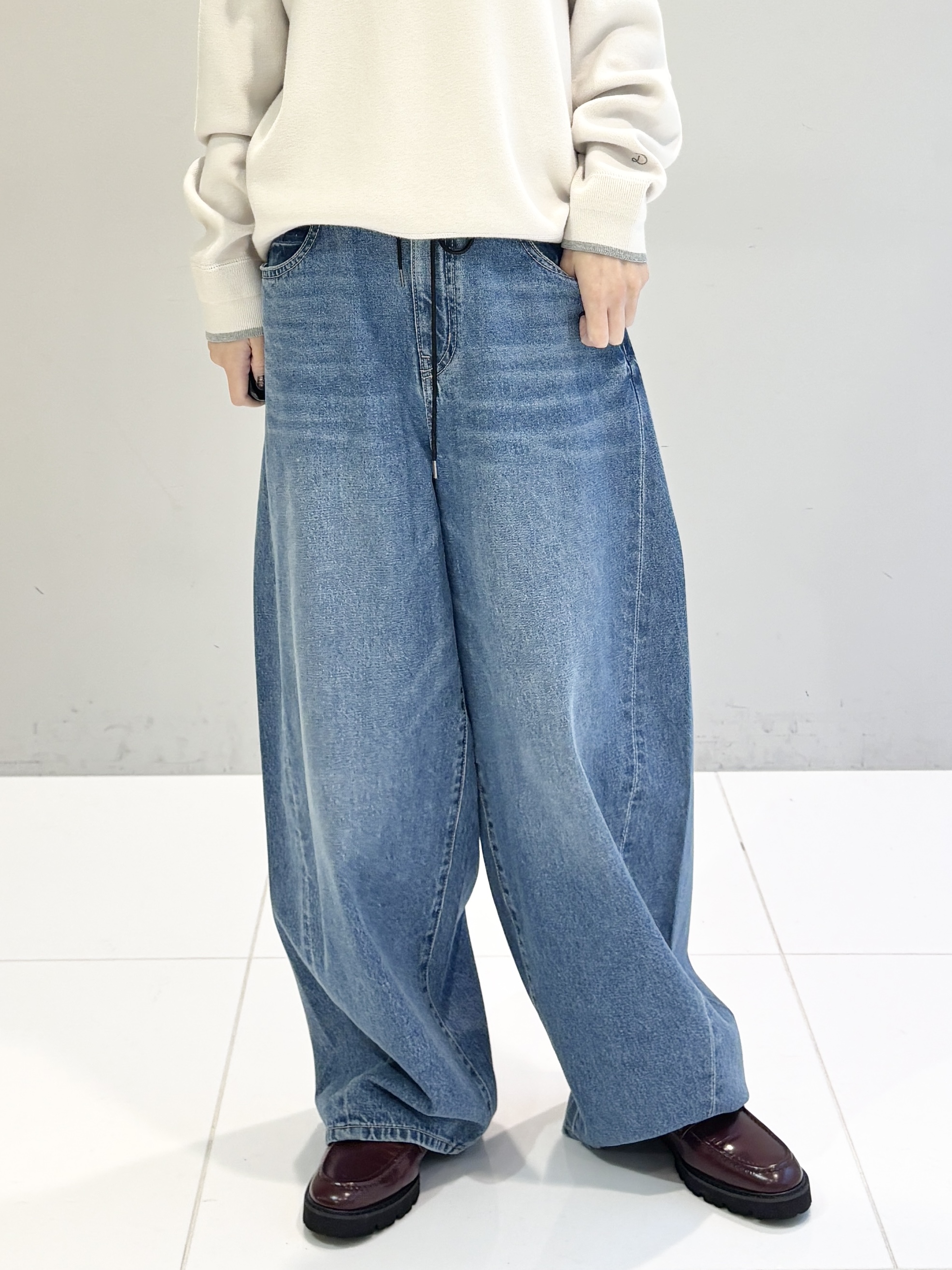 清水夏姫さんの「DRESSTERIOR｜【STORY11月号掲載/マシンウォッシャブル】コットンカシミヤニット」を使ったコーディネート