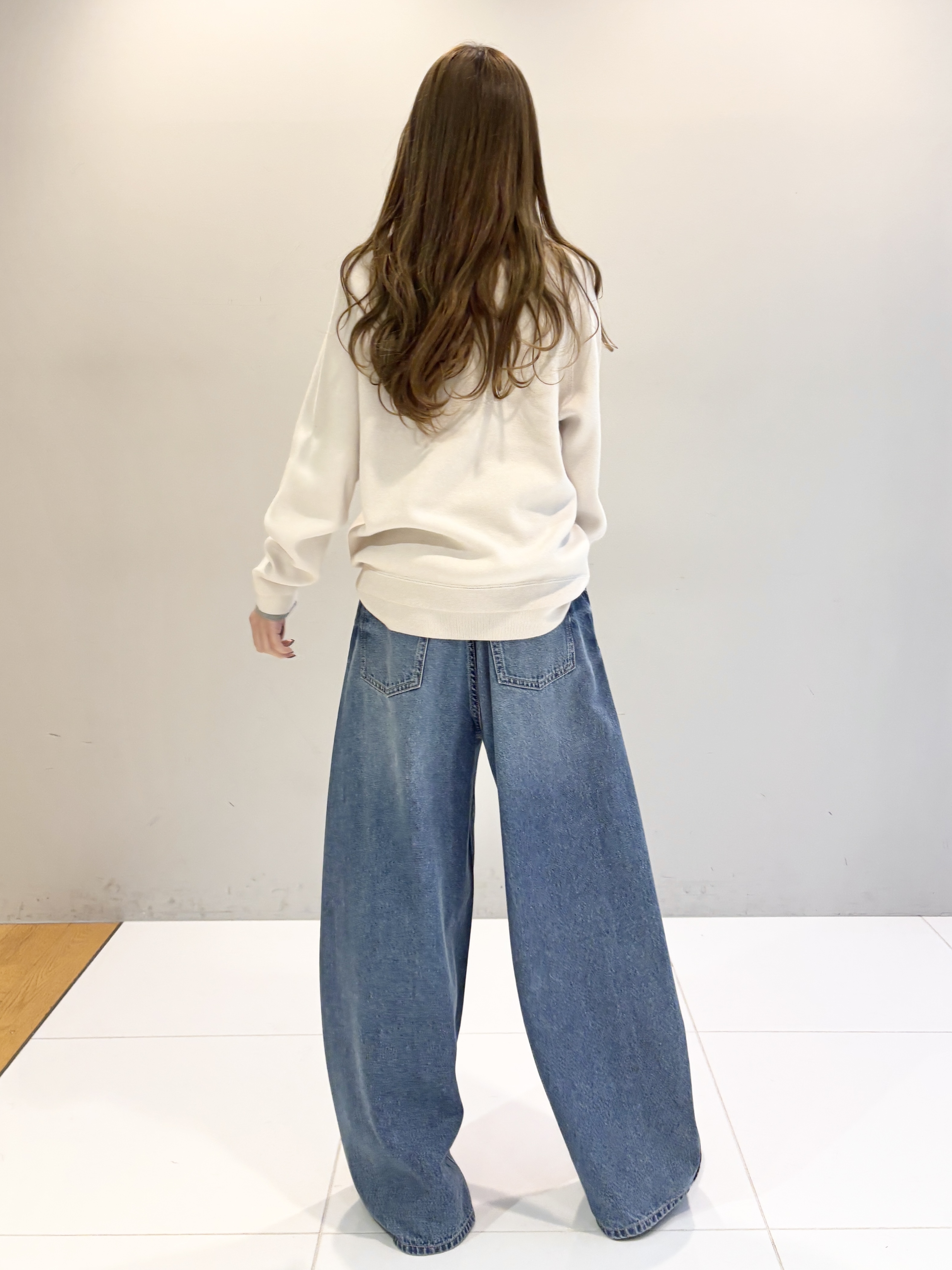 清水夏姫さんの「DRESSTERIOR｜【STORY11月号掲載/マシンウォッシャブル】コットンカシミヤニット」を使ったコーディネート