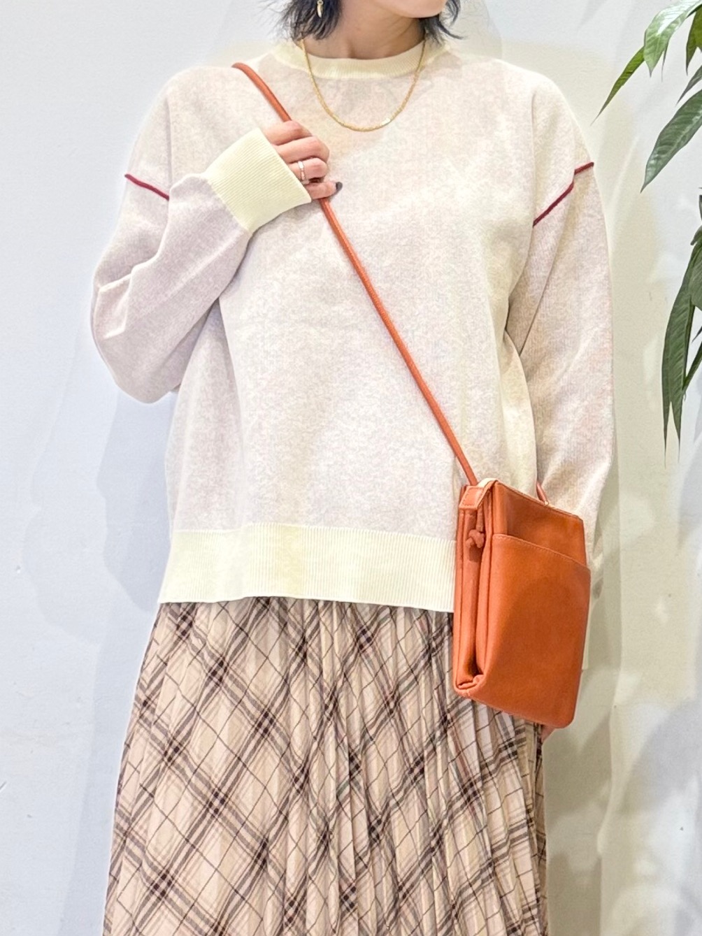 misakiさんの「SHOO･LA･RUE｜配色が目を引く　スウェットライクニット」を使ったコーディネート