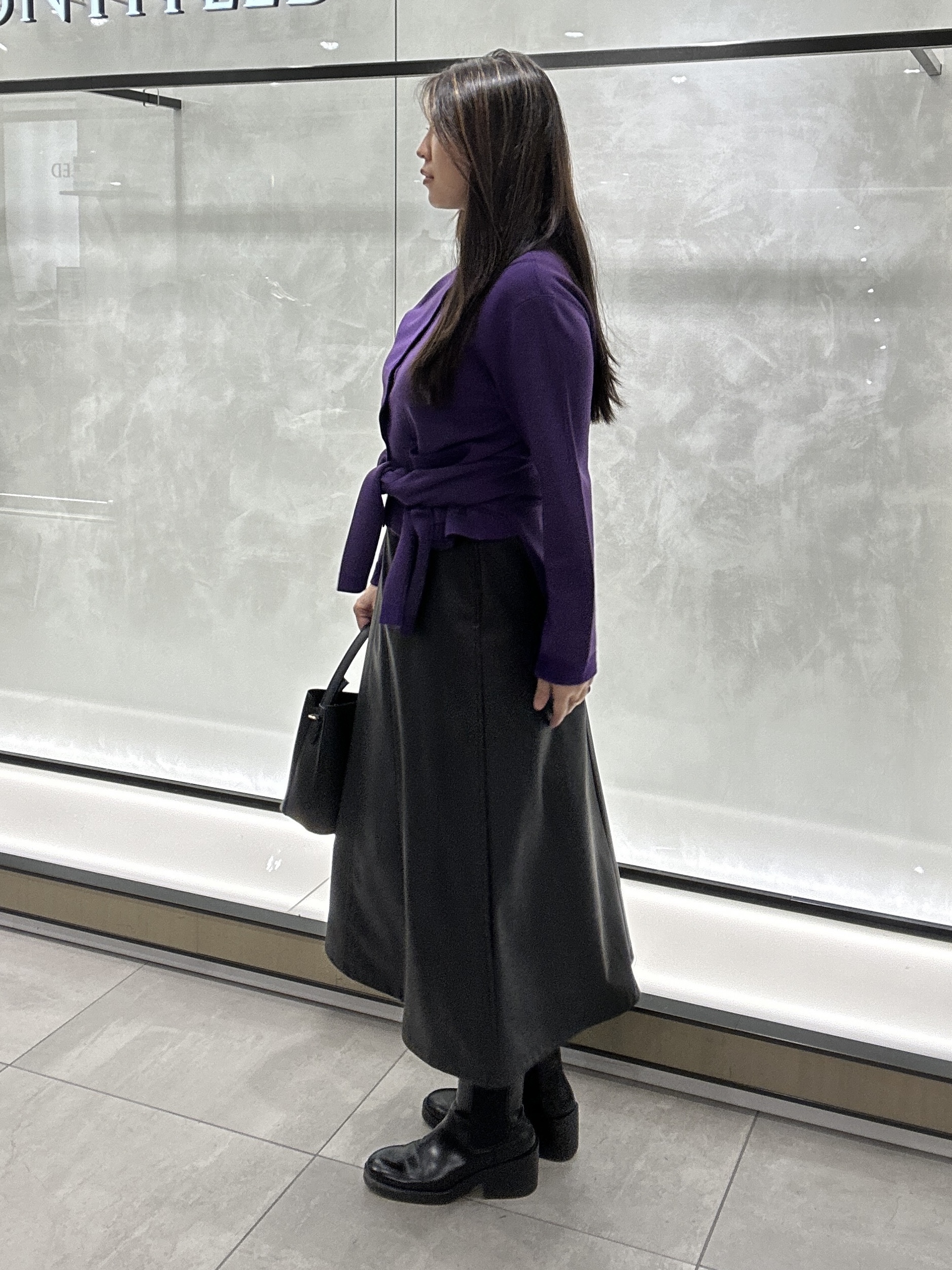 YURIさんの「UNTITLED｜【追加/新色】エアリーワンハンドルバッグ」を使ったコーディネート