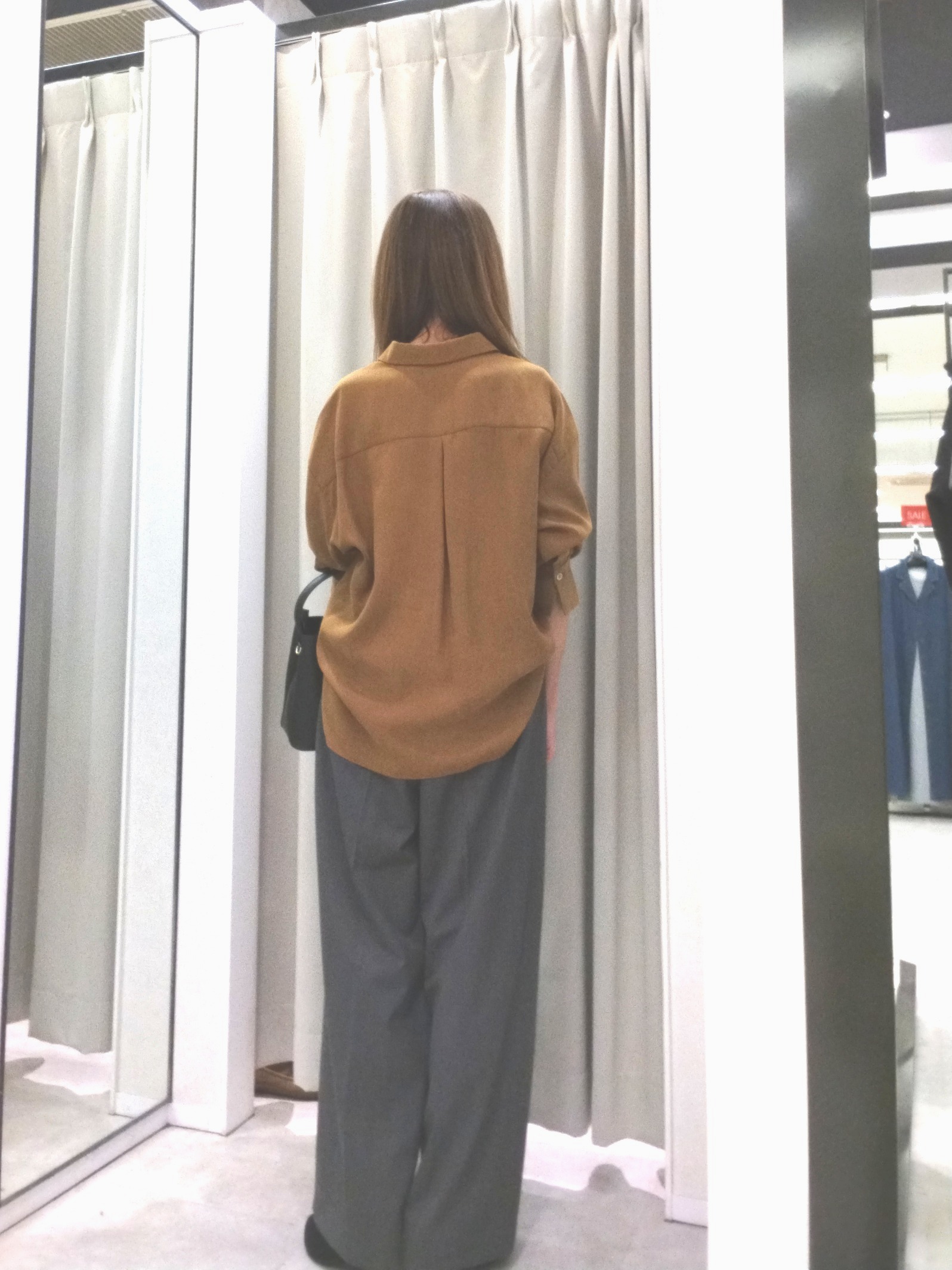 もりさんの「UNTITLED｜【セットアップ可/秋羽織り】スエードライクシャツ」を使ったコーディネート