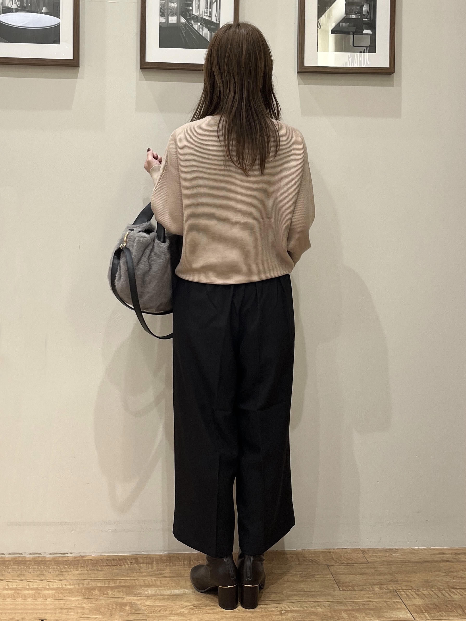 まつみさんの「SHOO･LA･RUE｜【洗濯機可/体型カバー】やわらかリブドルマンニット」を使ったコーディネート