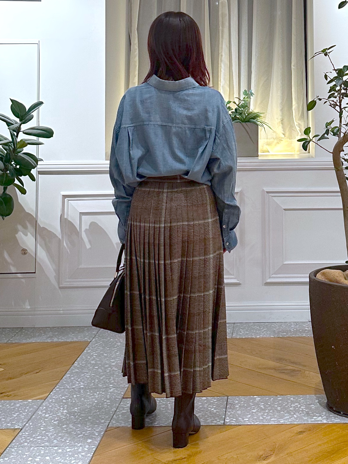 なべこさんの「DRESSTERIOR｜【涼しく着映え】シアーデニムシャツ」を使ったコーディネート