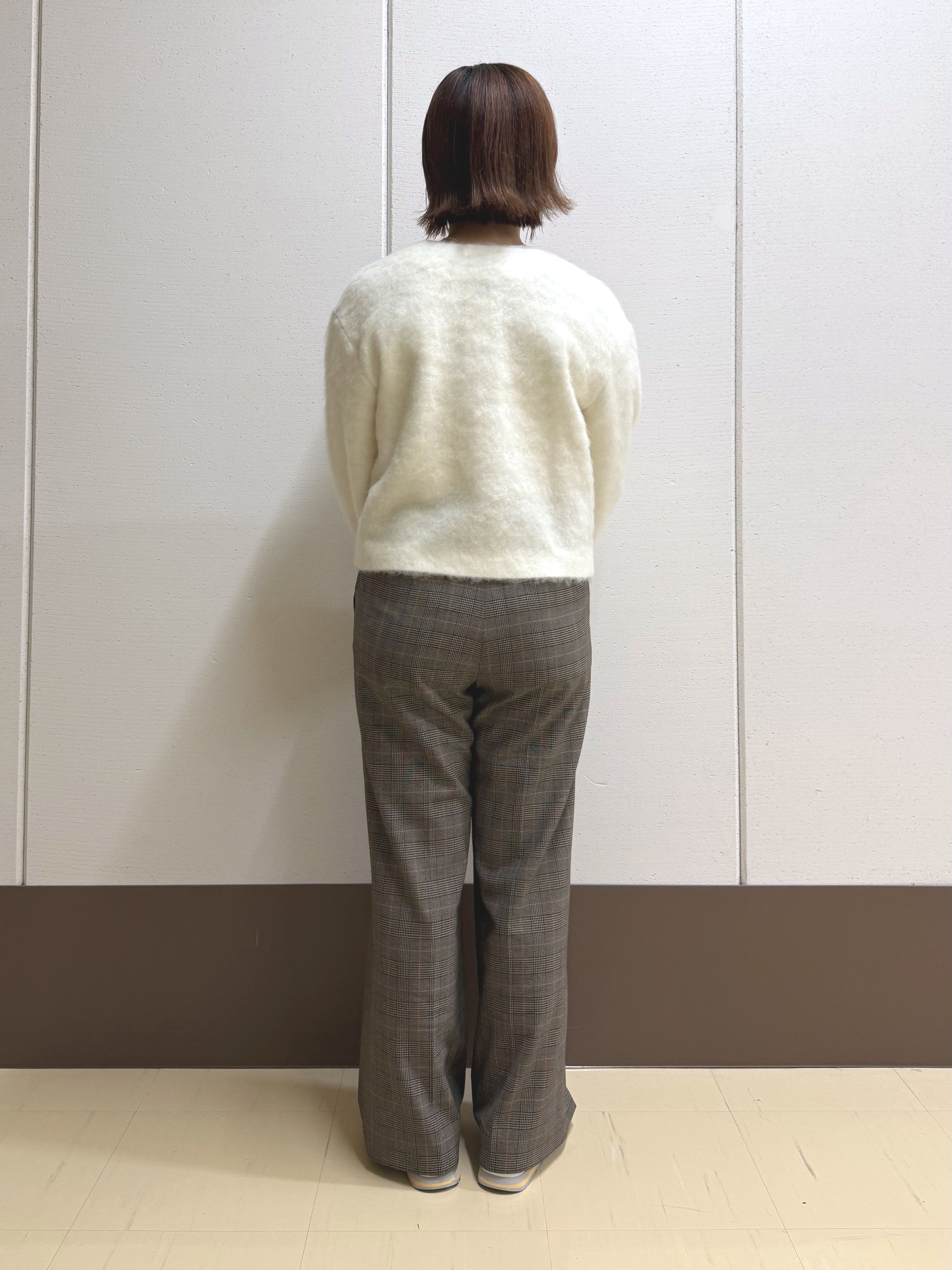 Rikoさんの「INDIVI｜【軽アウター/秋羽織り】シャギージップカーデ」を使ったコーディネート