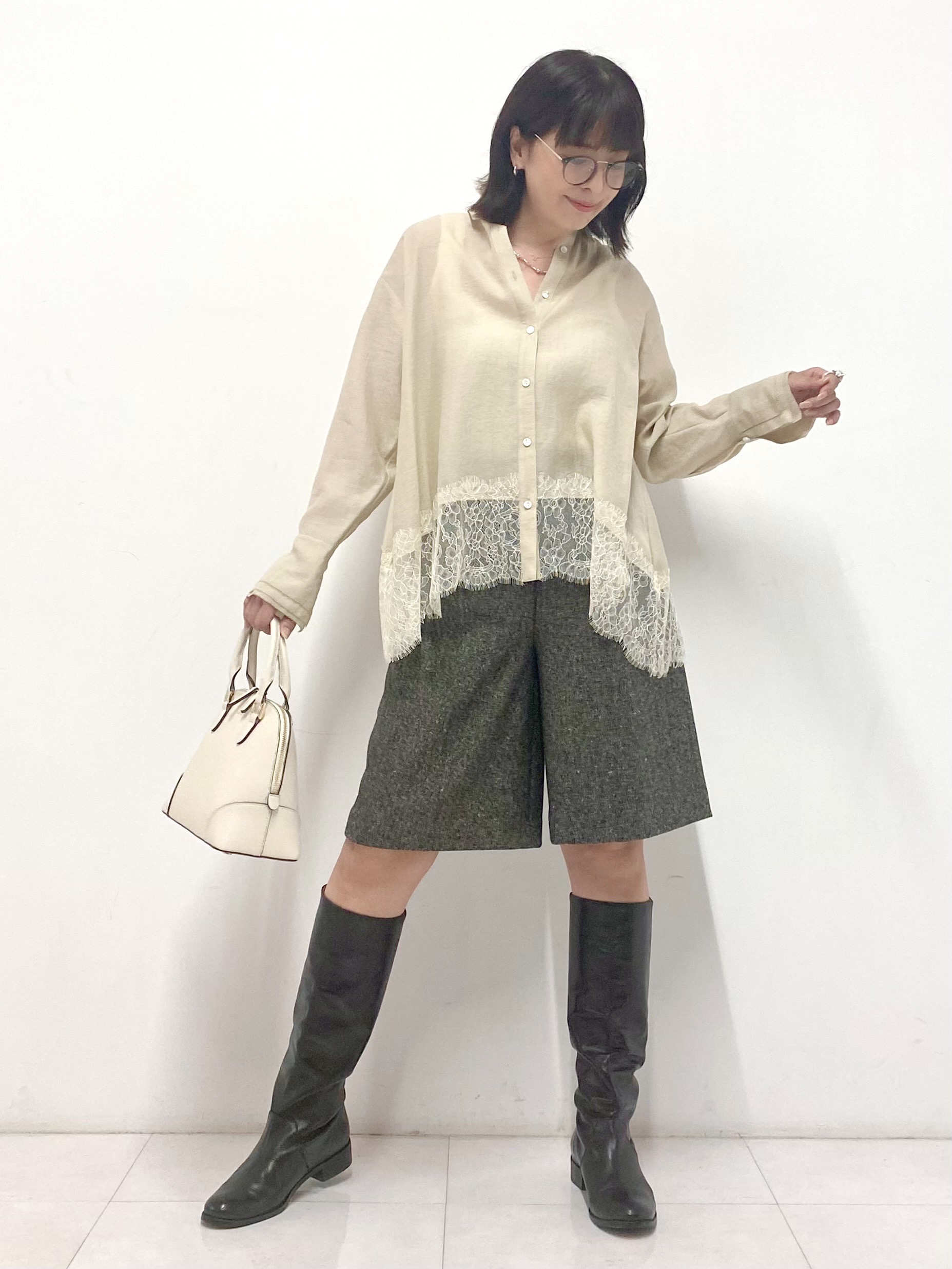 Sawaguchiさんの「DRESSTERIOR｜ヴィンテージライク レーストリムシャツ」を使ったコーディネート