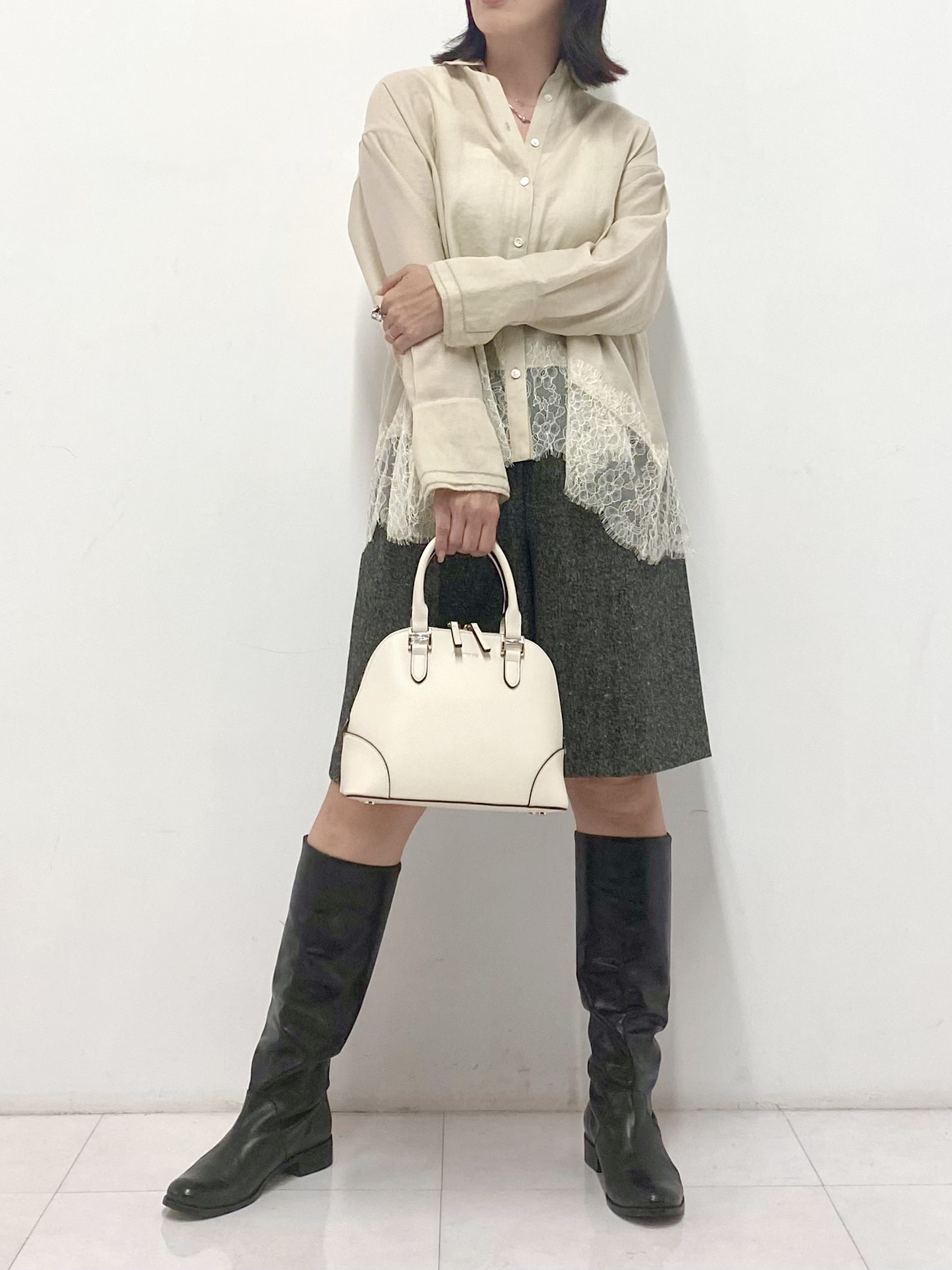 Sawaguchiさんの「DRESSTERIOR｜ヴィンテージライク レーストリムシャツ」を使ったコーディネート
