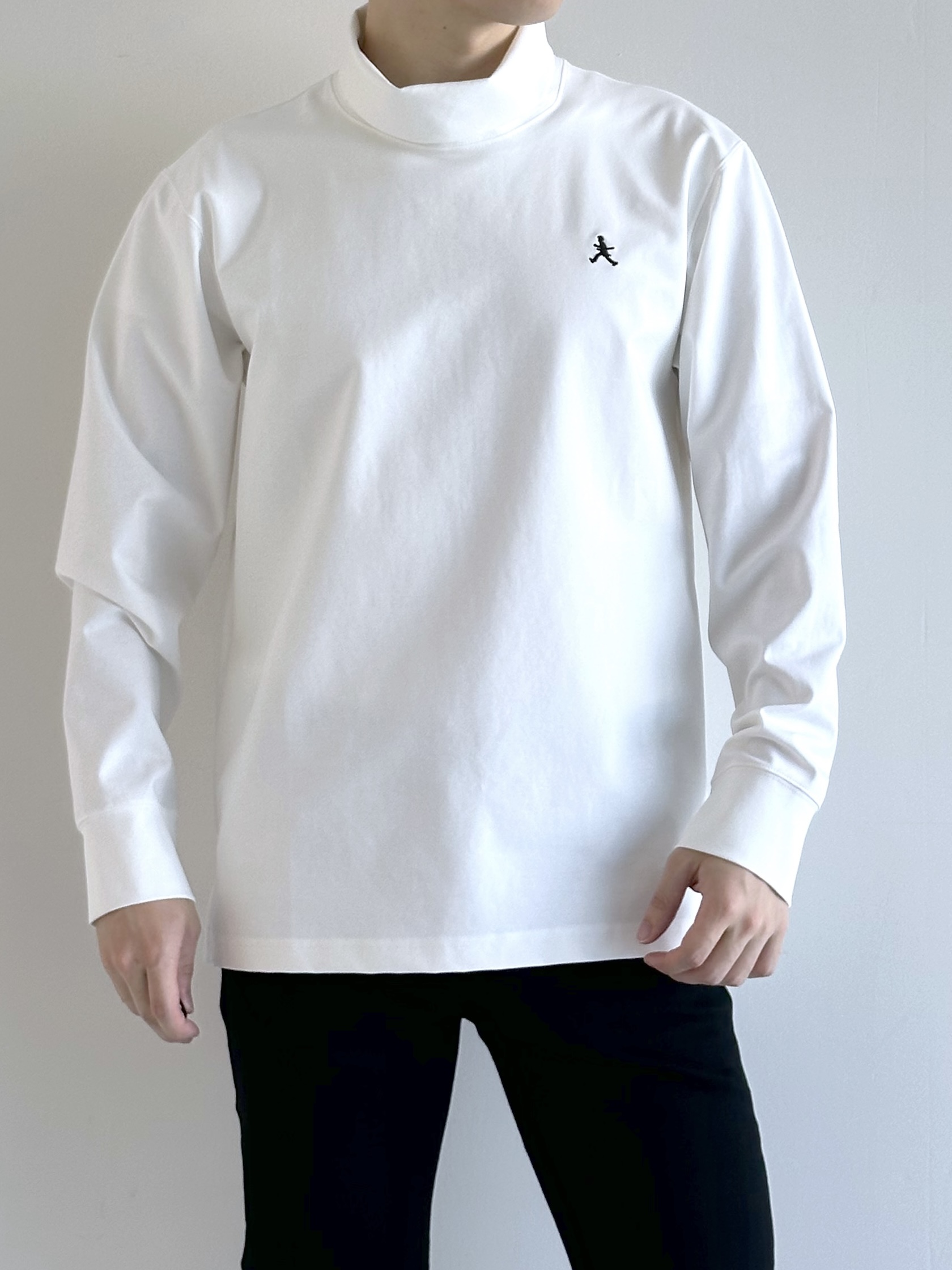イッシーさんの「TAKEO KIKUCHI｜【BOWLER HAT LABEL】シングルレザーライダースジャケット」を使ったコーディネート