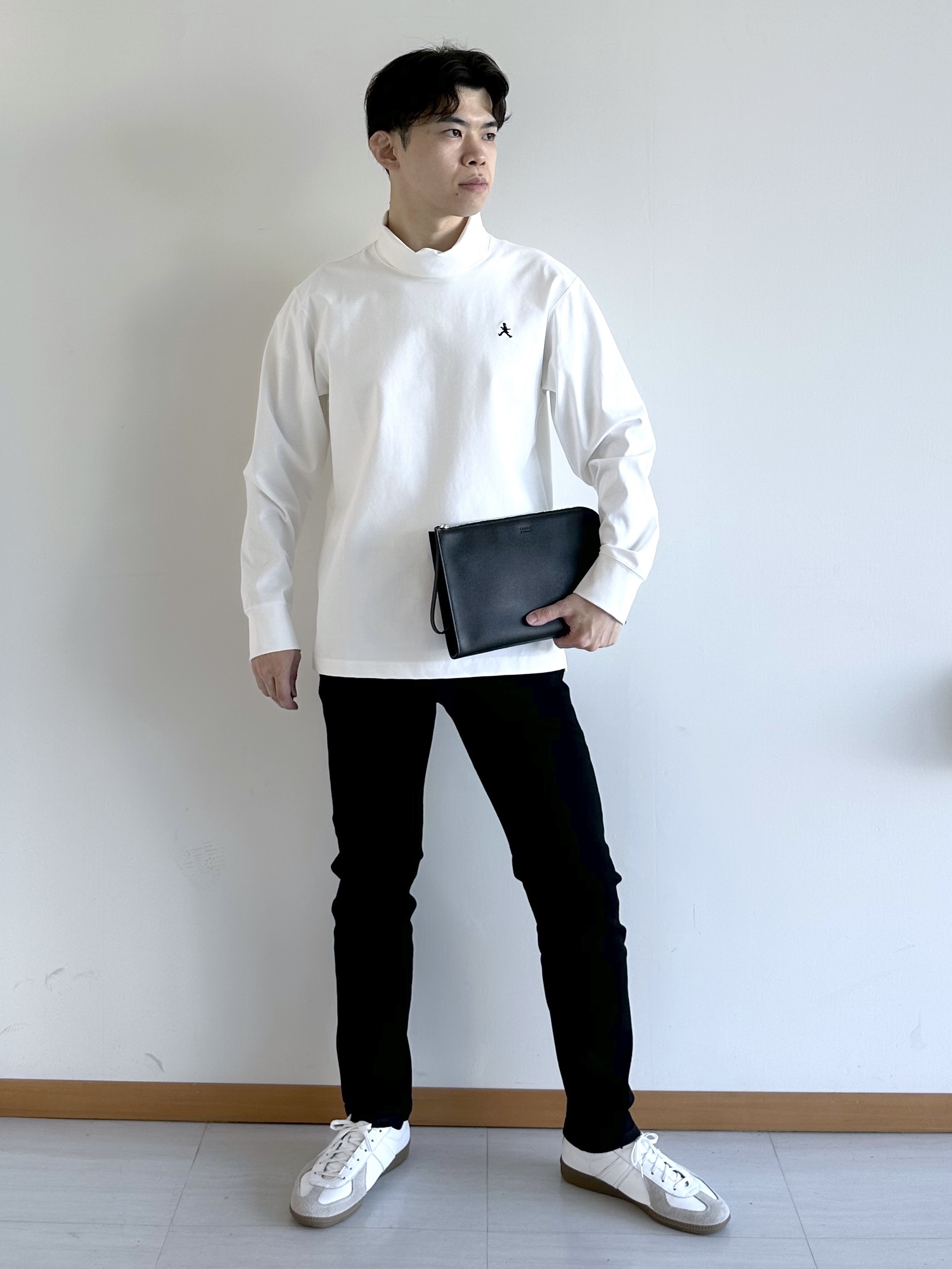 イッシーさんの「TAKEO KIKUCHI｜【BOWLER HAT LABEL】シングルレザーライダースジャケット」を使ったコーディネート