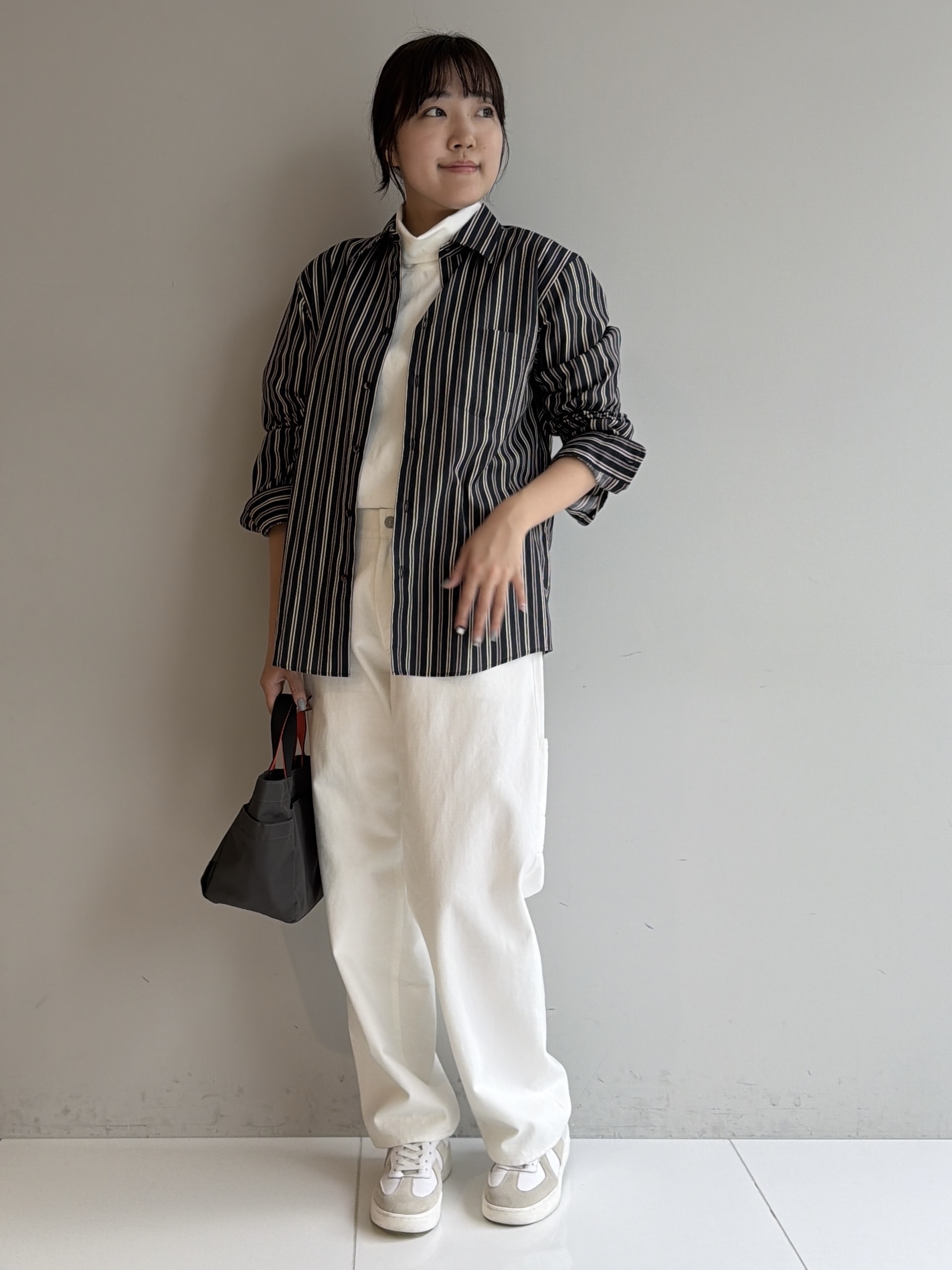 Akutagawaさんの「TAKEO KIKUCHI｜【BOWLER HAT LABEL】オフタートル プルオーバージャージ」を使ったコーディネート