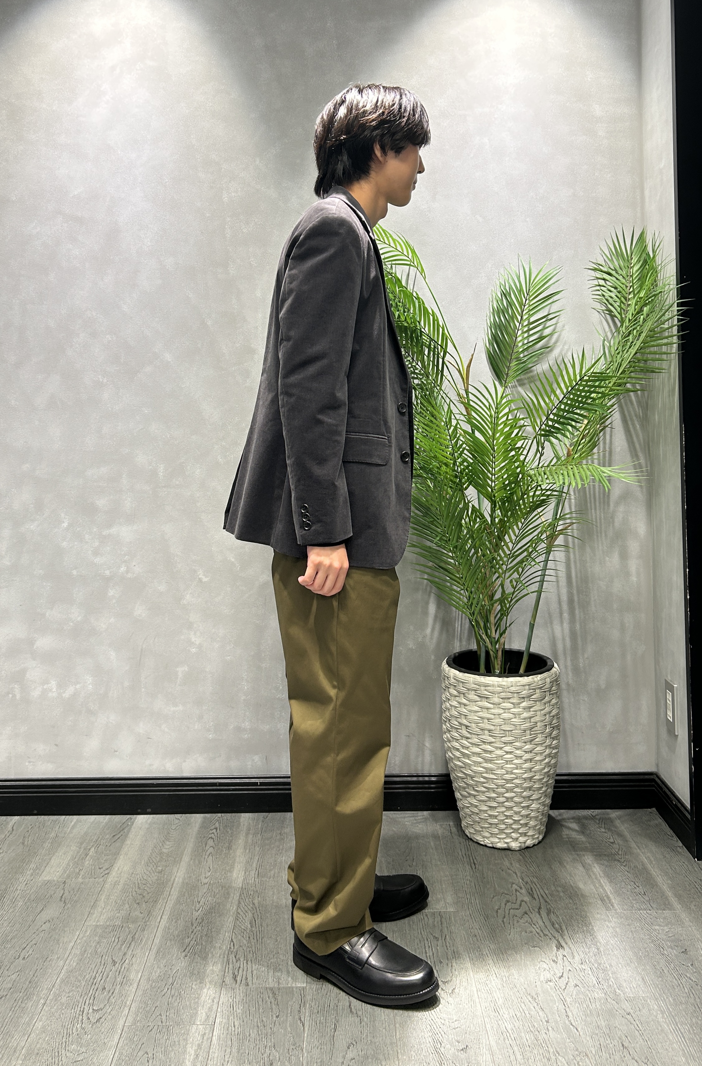 ruiさんの「TAKEO KIKUCHI｜【Sサイズ～】ストレッチコーデュロイ ジャケット」を使ったコーディネート