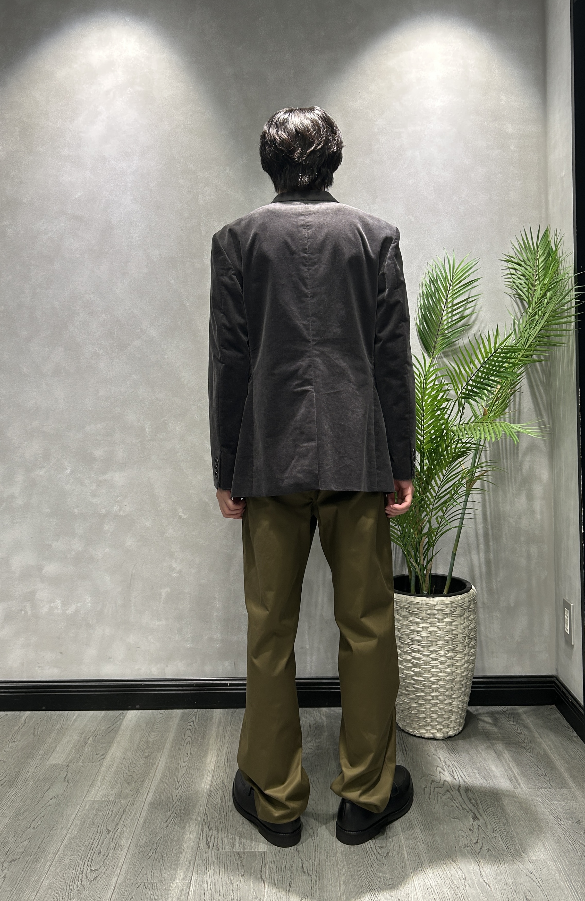 ruiさんの「TAKEO KIKUCHI｜【Sサイズ～】ストレッチコーデュロイ ジャケット」を使ったコーディネート