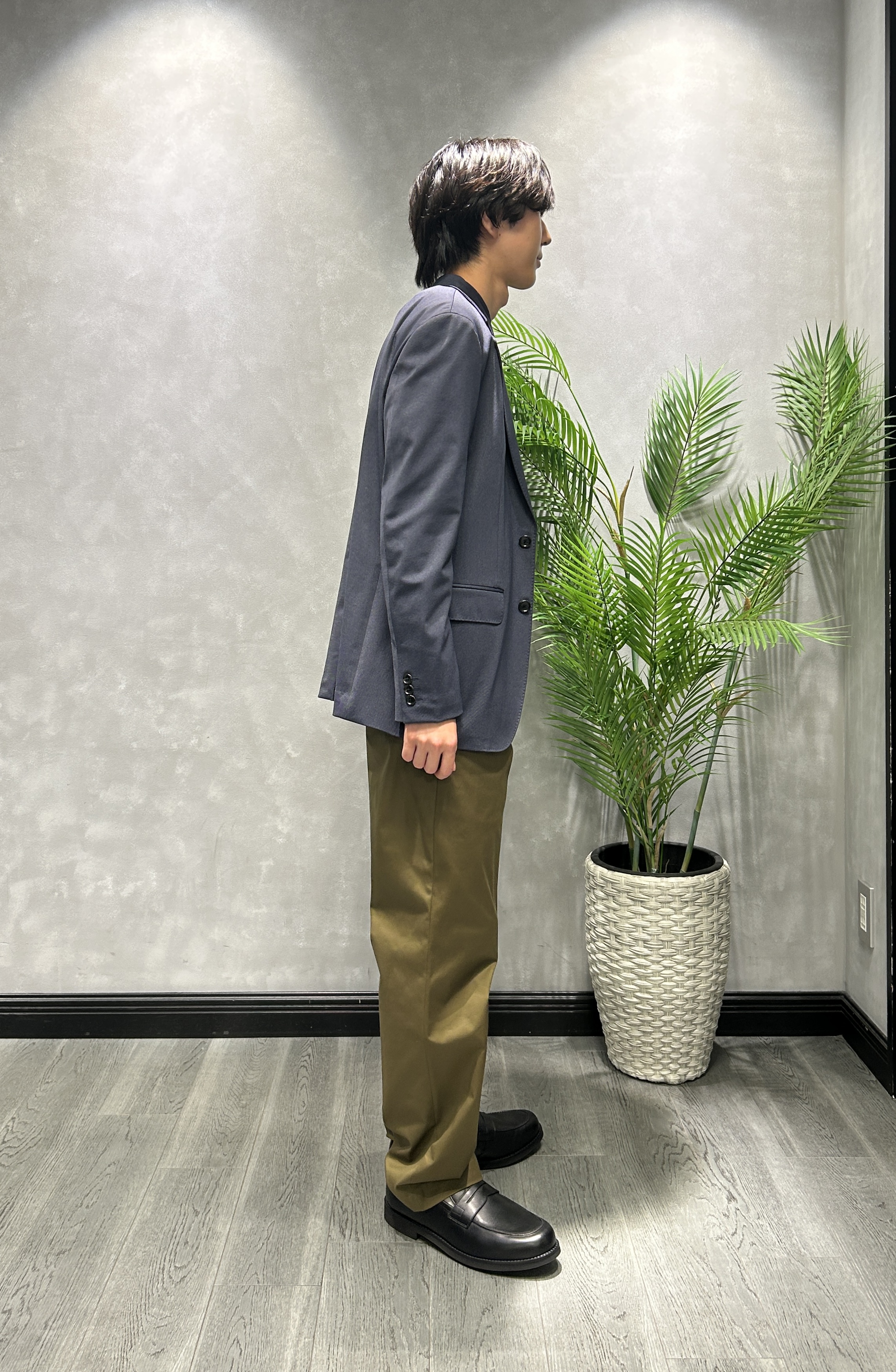 ruiさんの「TAKEO KIKUCHI｜【360&deg;ストレッチ／軽量】None Of Stress ライト ジャケット（セットアップ対応）」を使ったコーディネート