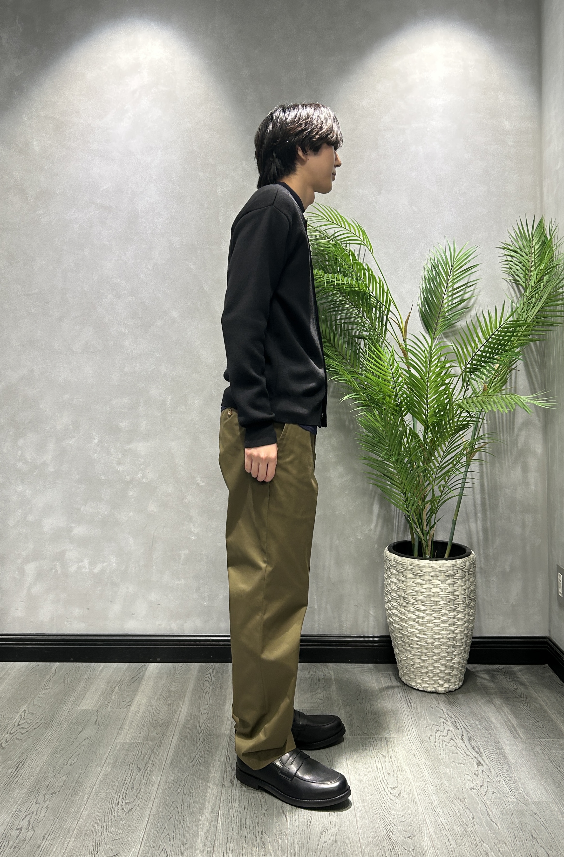 ruiさんの「TAKEO KIKUCHI｜【BOWLER HAT LABEL】日本製クルーネックカーディガン」を使ったコーディネート
