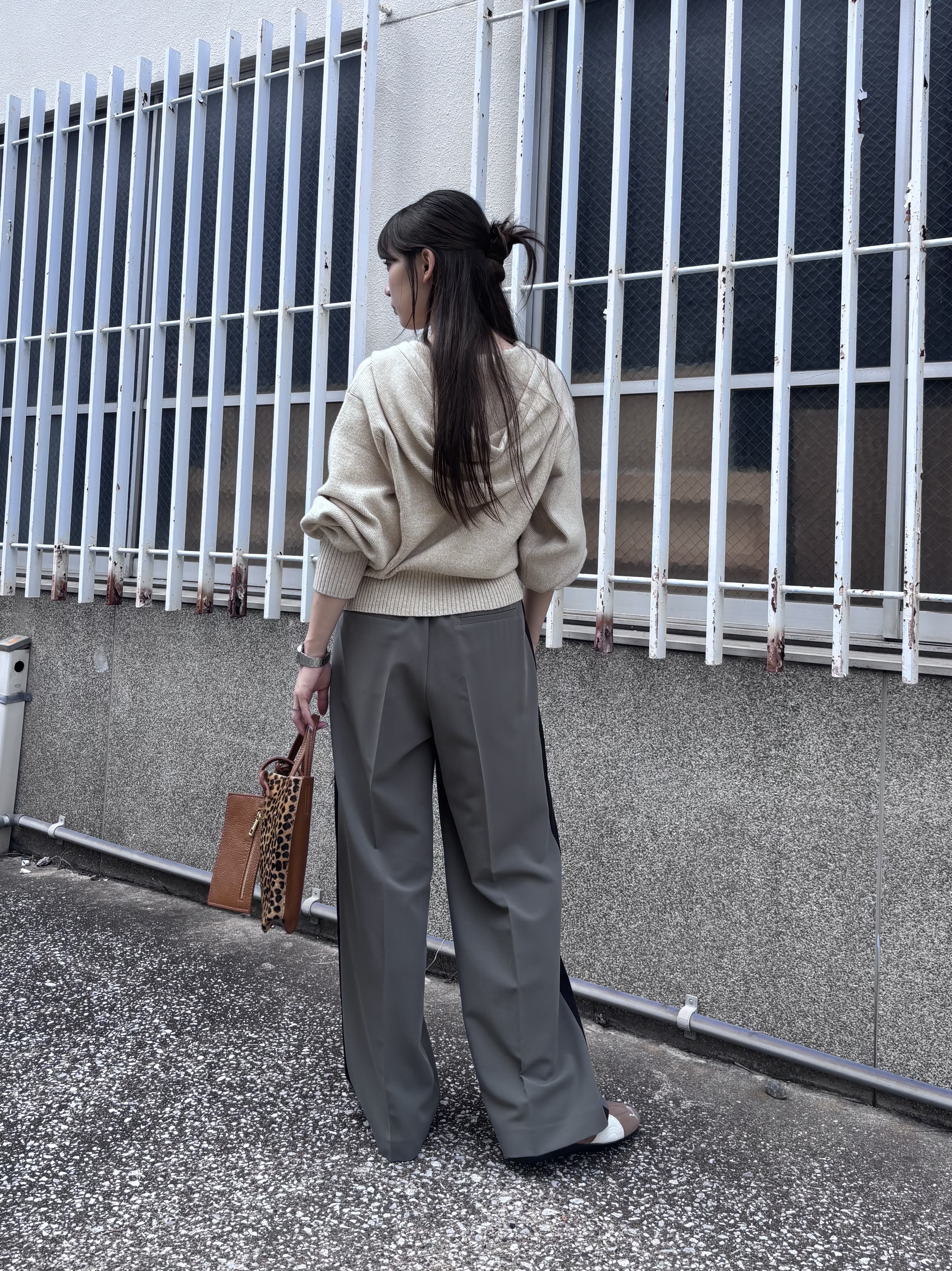 ibukiさんの「INDIVI｜フーディニットカーディガン【LIVE紹介／上枝みどりさん着用】」を使ったコーディネート