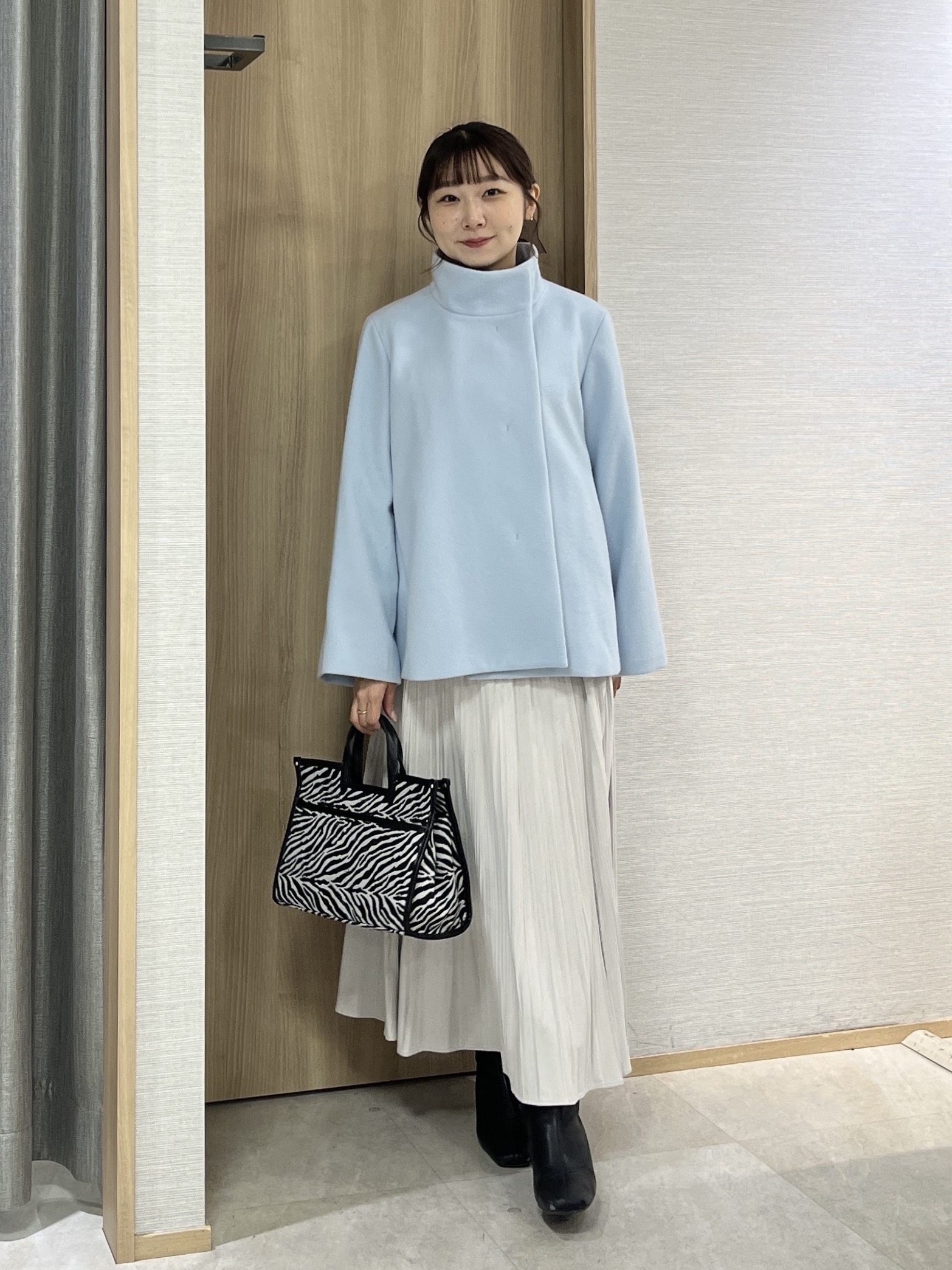 KAHOさんの「UNTITLED｜【軽アウター/ウール100】ウールショートコート」を使ったコーディネート
