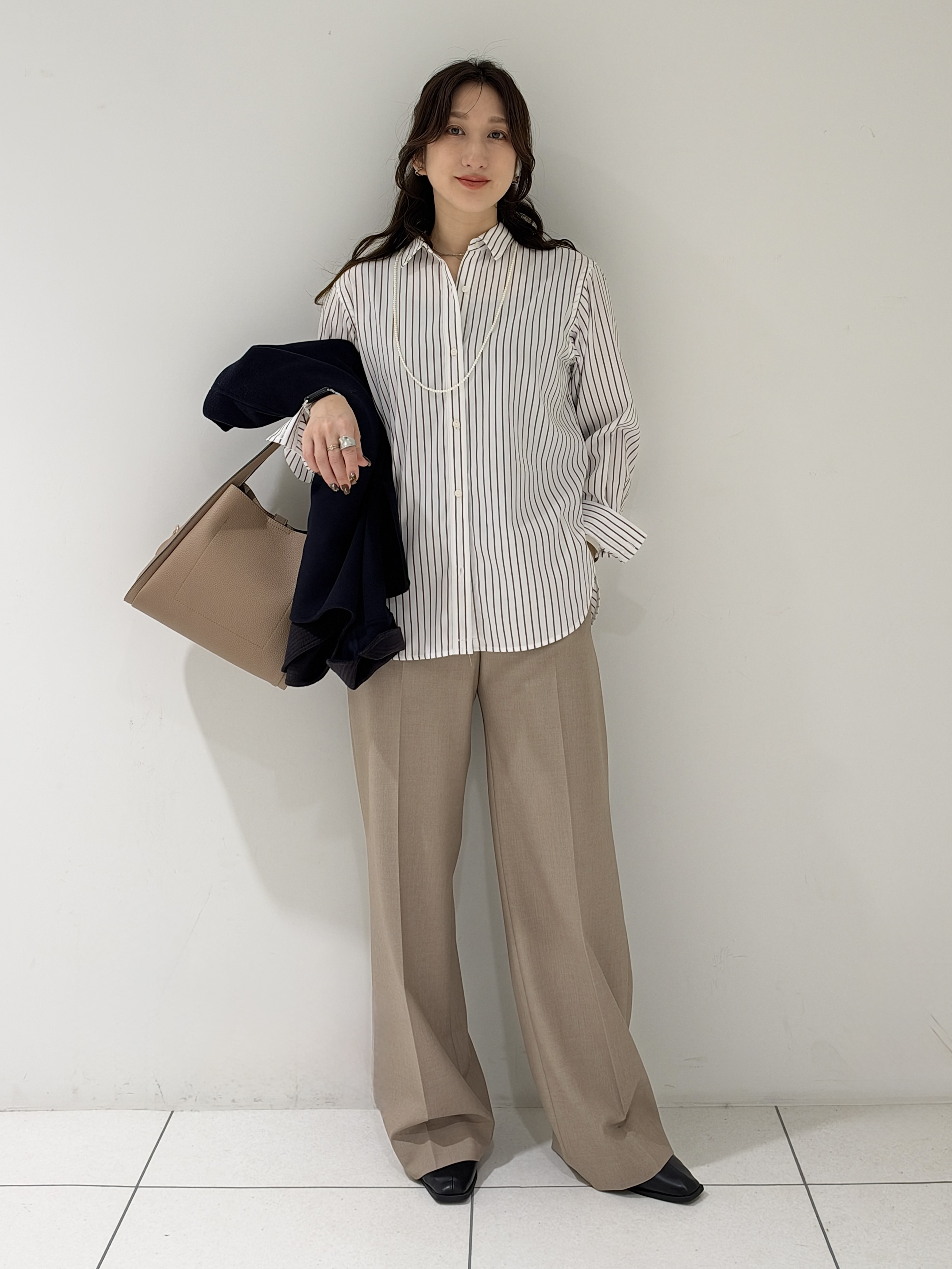 そんさんの「INDIVI｜【ウール混／配色】ショート丈リバー丸首コート」を使ったコーディネート
