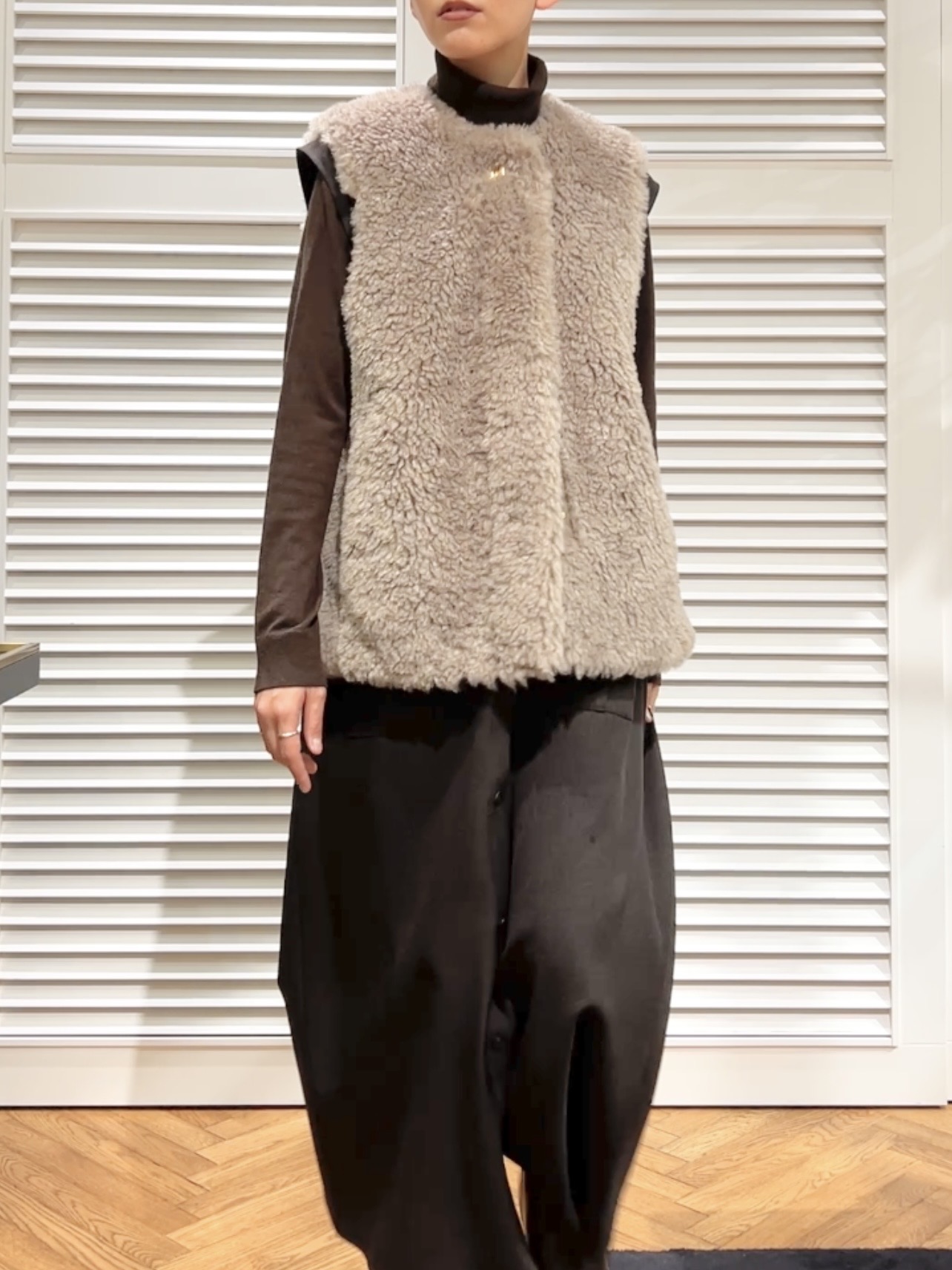 OCHIAIさんの「DRESSTERIOR｜エコファージレ」を使ったコーディネート