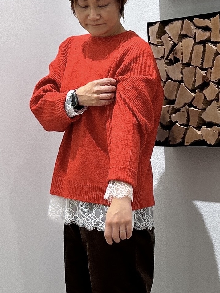rairaiさんの「Dessin｜【洗濯機OK/サスティナブル/6色展開】編地切替ラグラン ニットプルオーバー」を使ったコーディネート
