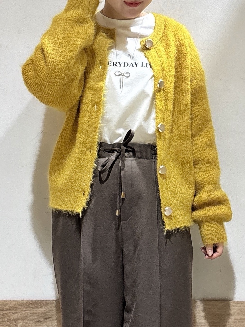 るねさんの「SHOO･LA･RUE｜【S-LL】ゆるもこ シャギーニットカーディガン」を使ったコーディネート