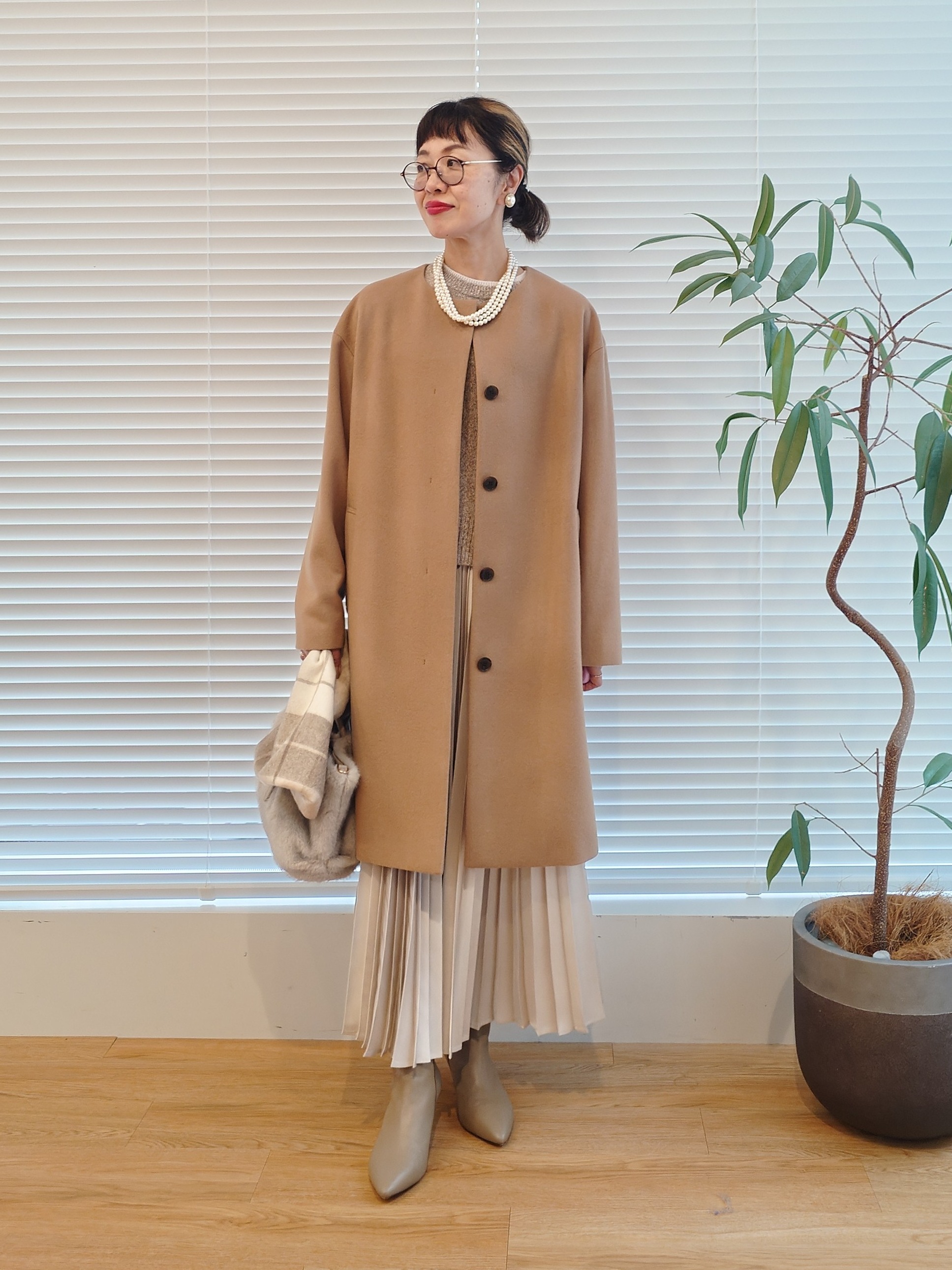 MUTSUKOさんの「UNTITLED｜【名品】ウールカシミヤノーカラーコート」を使ったコーディネート