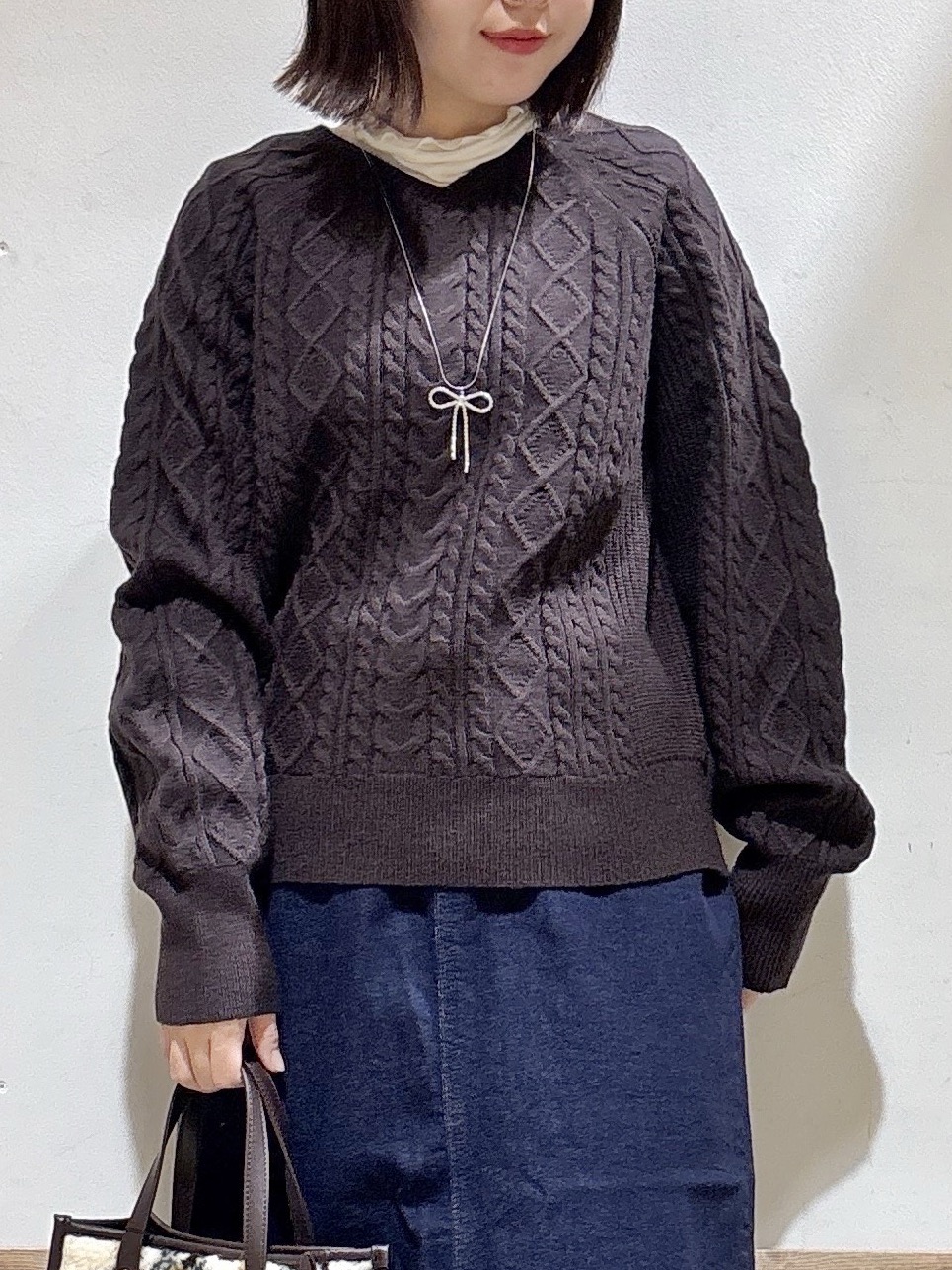るねさんの「SHOO･LA･RUE｜カシミアタッチ吸湿発熱ハイネックインナー」を使ったコーディネート