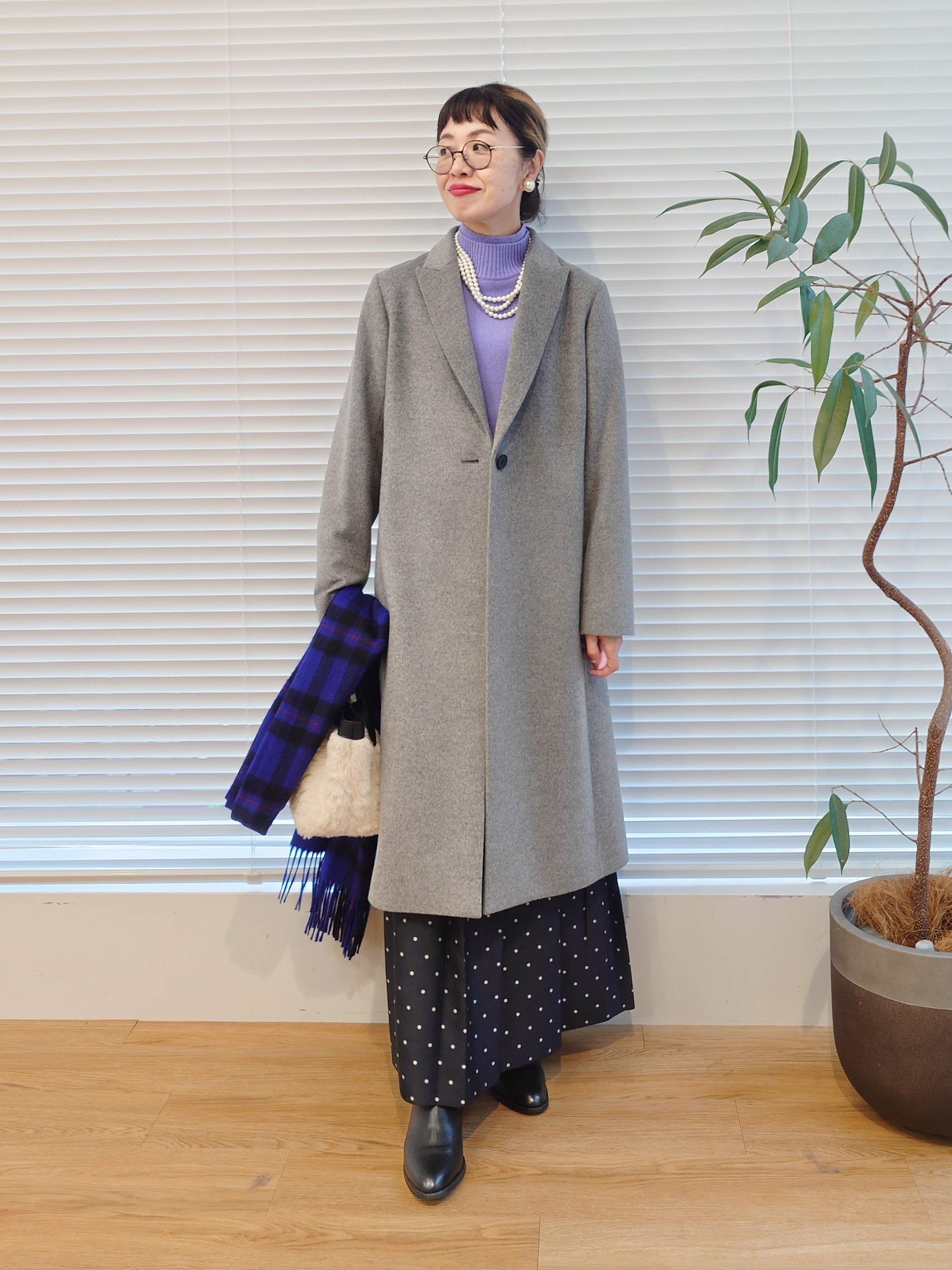 MUTSUKOさんの「UNTITLED｜ウールカシミヤテーラーコート」を使ったコーディネート
