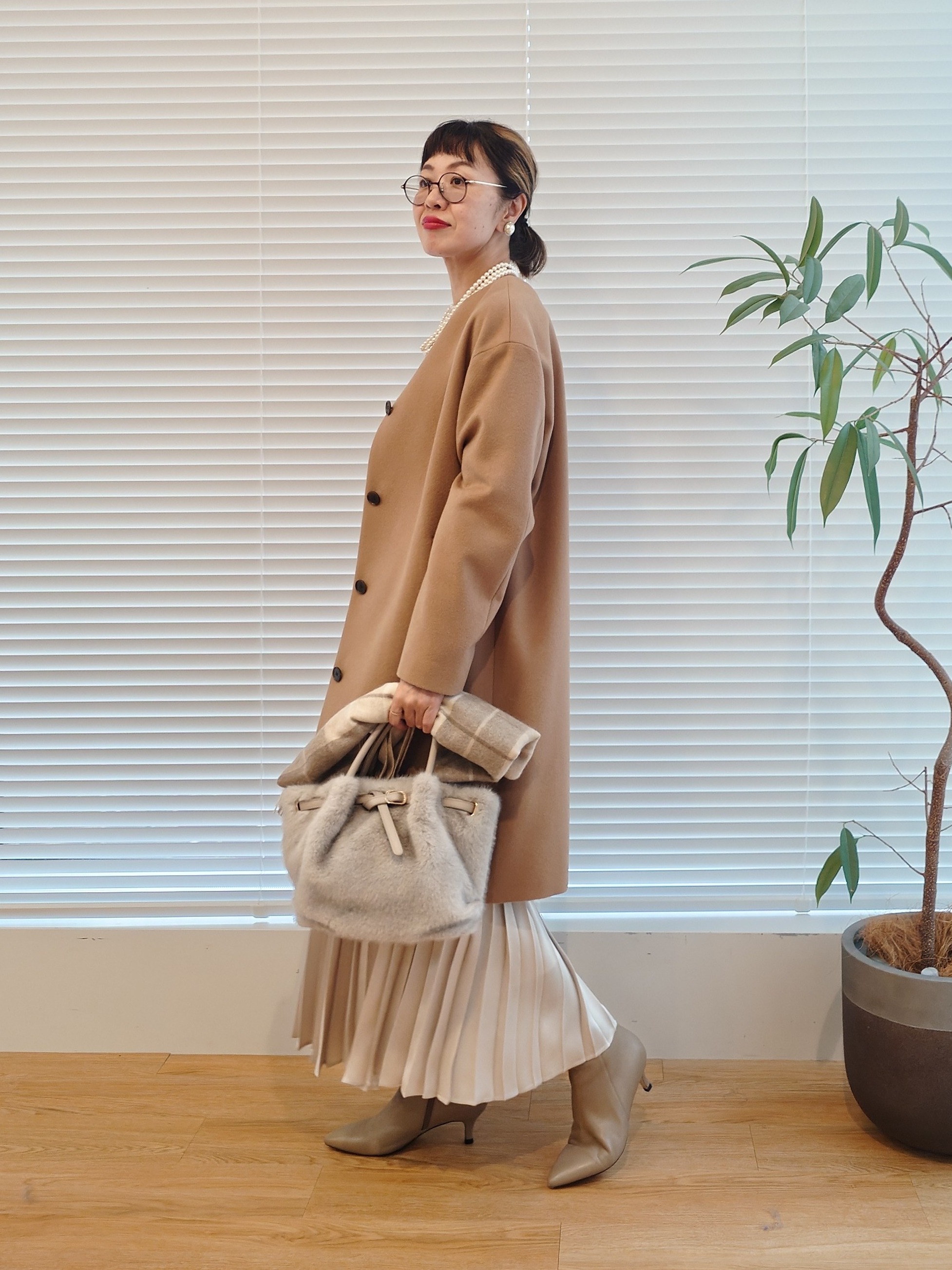 MUTSUKOさんの「UNTITLED｜【名品】ウールカシミヤノーカラーコート」を使ったコーディネート