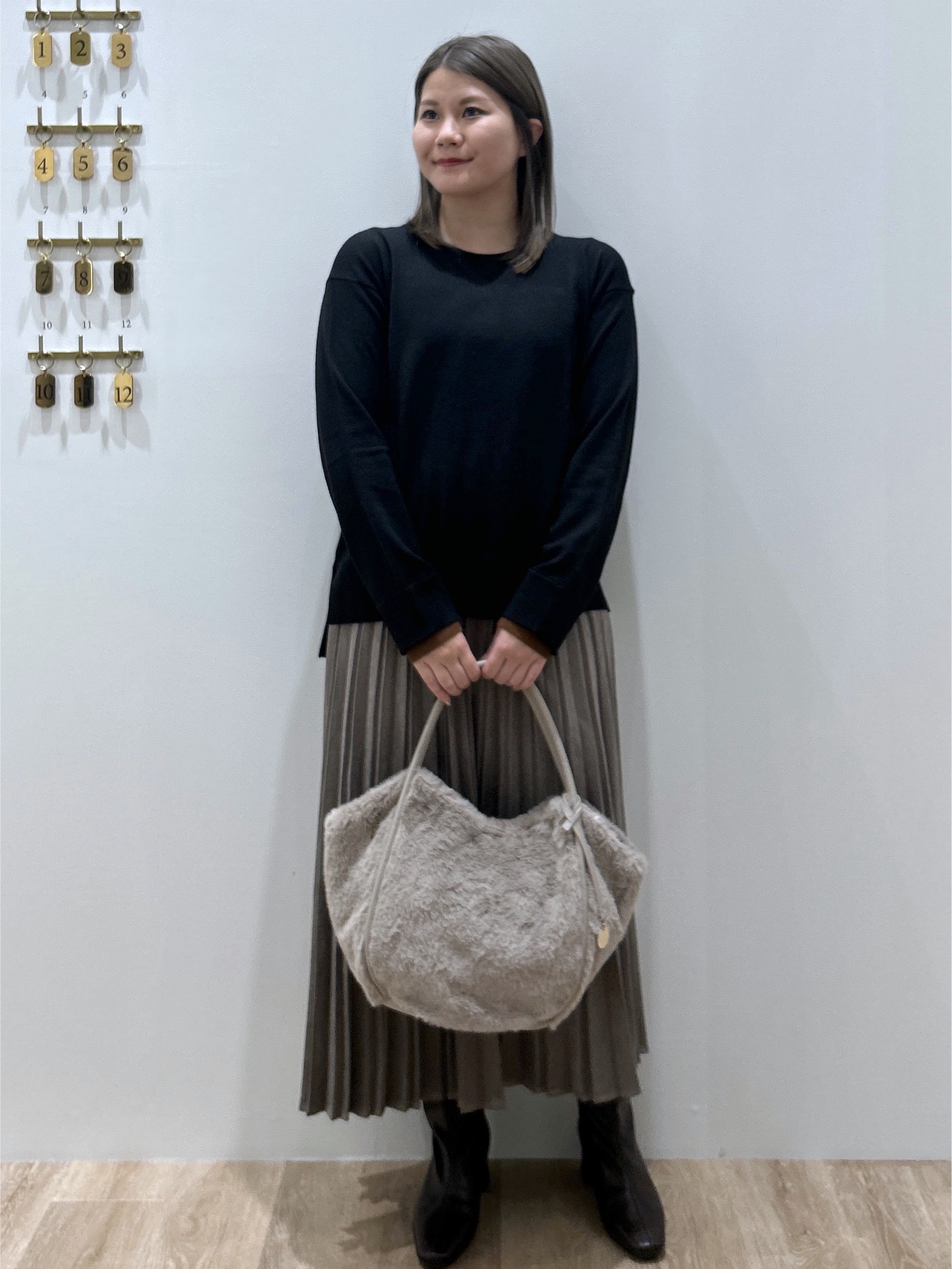 suzukaさんの「OPAQUE.CLIP｜『THE』名品ボートネックニット【8col／洗濯機OK】」を使ったコーディネート