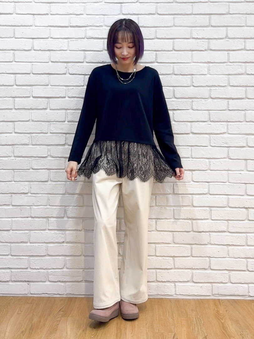 𝐜𝐡𝐢𝐤𝐚さんの「SHOO･LA･RUE｜【洗濯機可/S-LL】ジャケット感覚で着られる バイカラーニットカーディガン」を使ったコーディネート