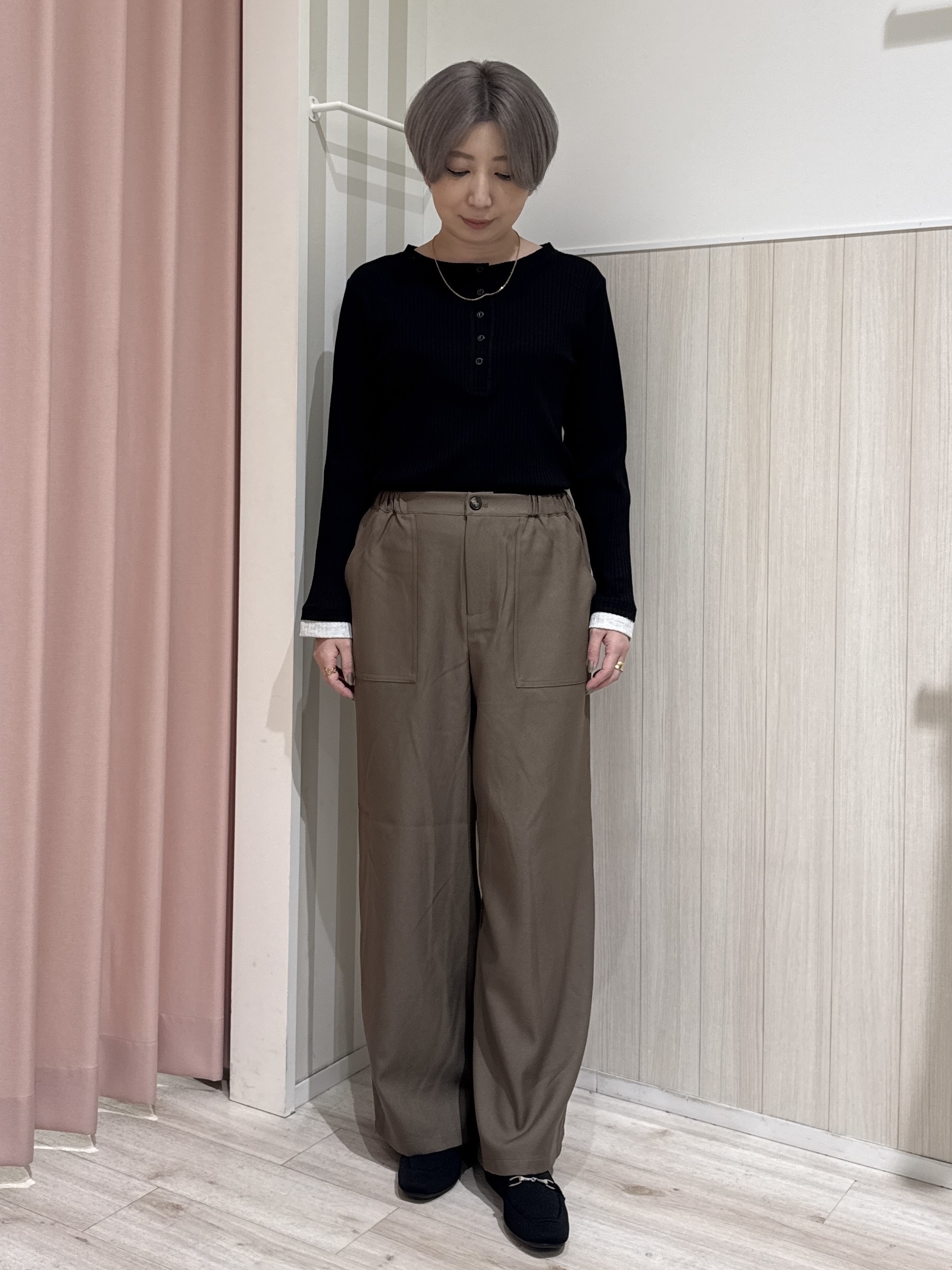 RA★SEさんの「SHOO･LA･RUE｜【洗濯機可】もこもちモールケーブル Vネックカーディガン」を使ったコーディネート