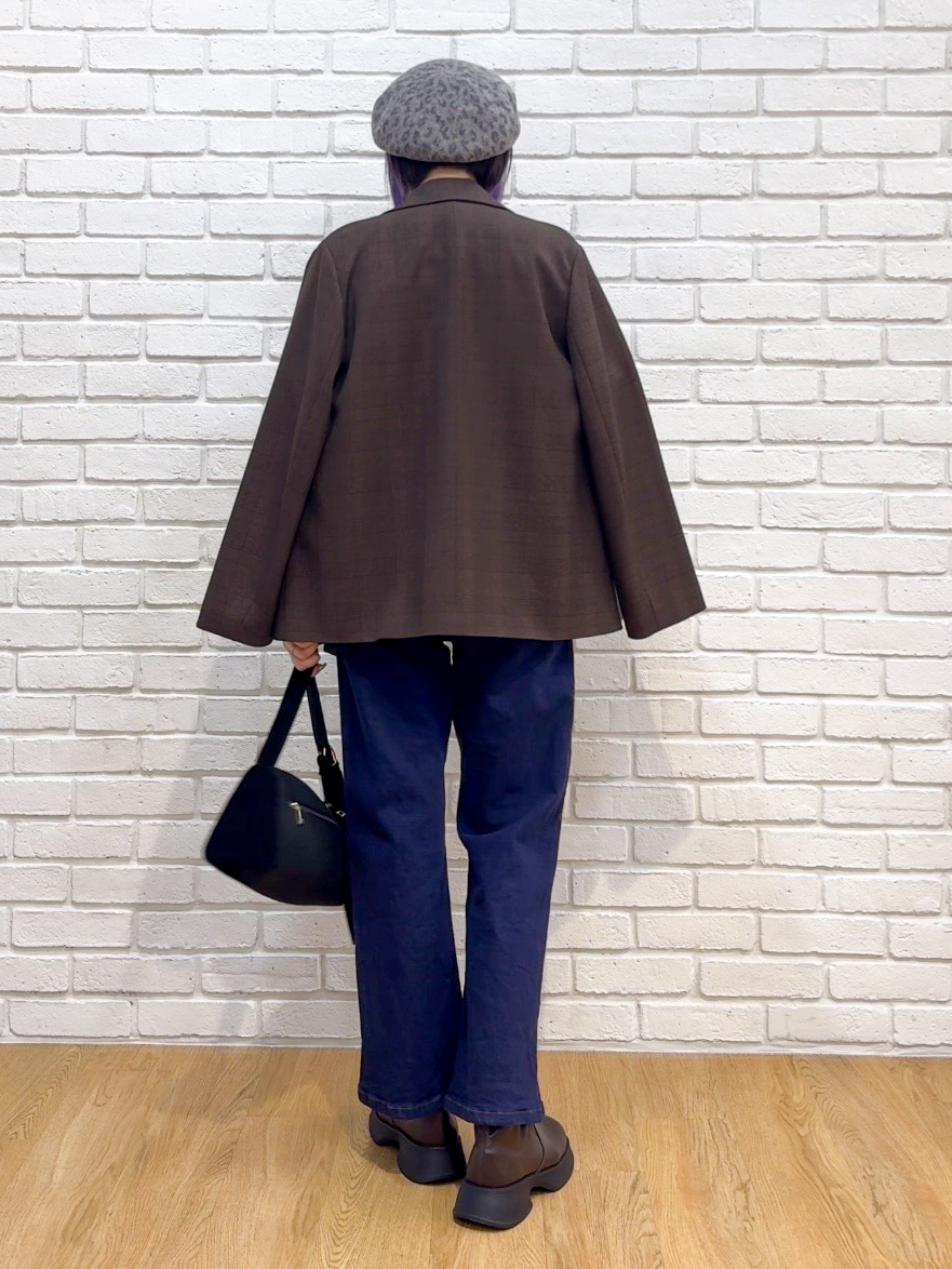 𝐜𝐡𝐢𝐤𝐚さんの「SHOO･LA･RUE｜【セットアップ可/洗濯後しわになりにくい】ウールフィール ダブルジャケット」を使ったコーディネート