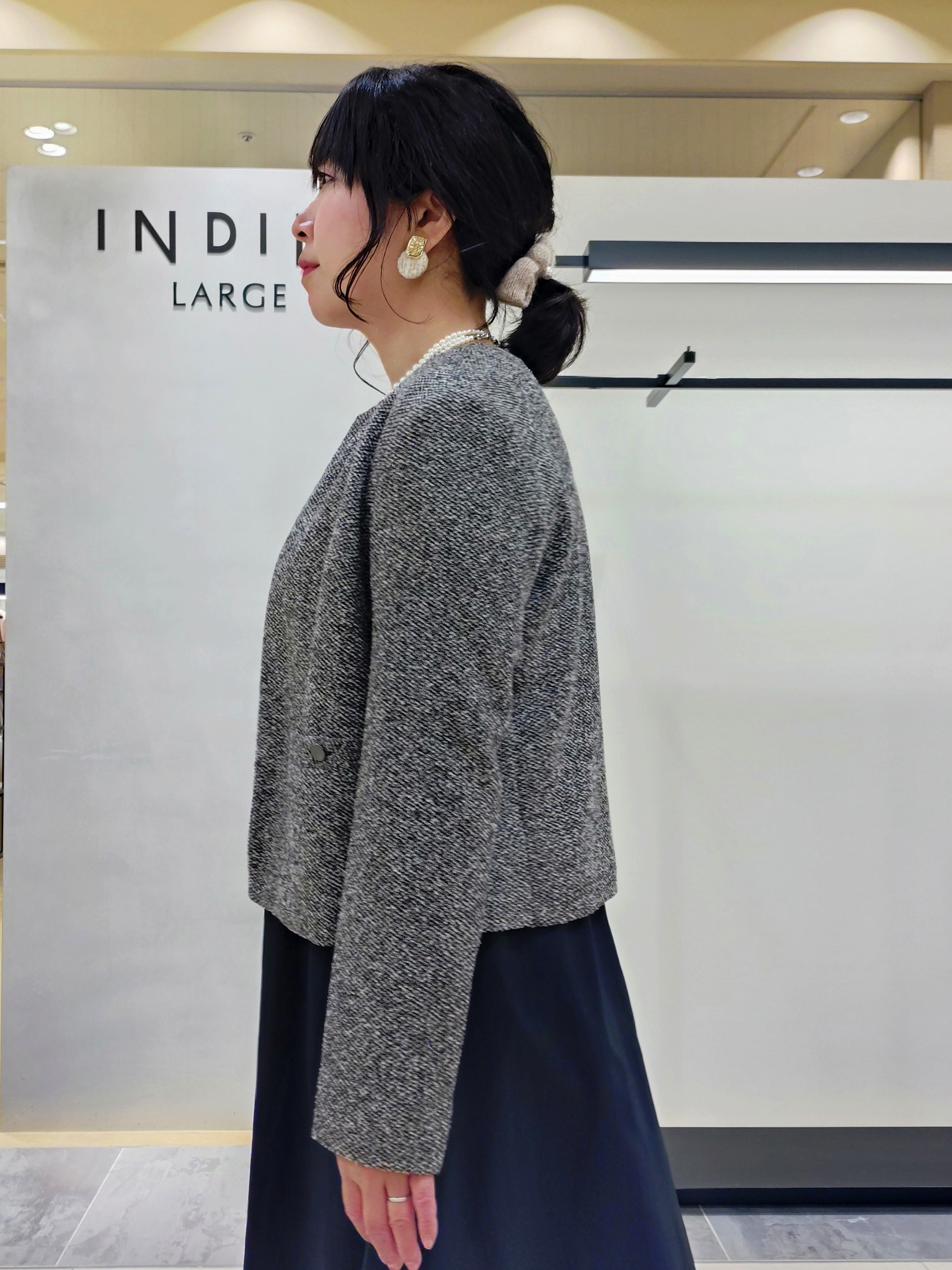 TOMOMIさんの「INDIVI｜【マルチWAY】3点セットパール調ネックレス」を使ったコーディネート