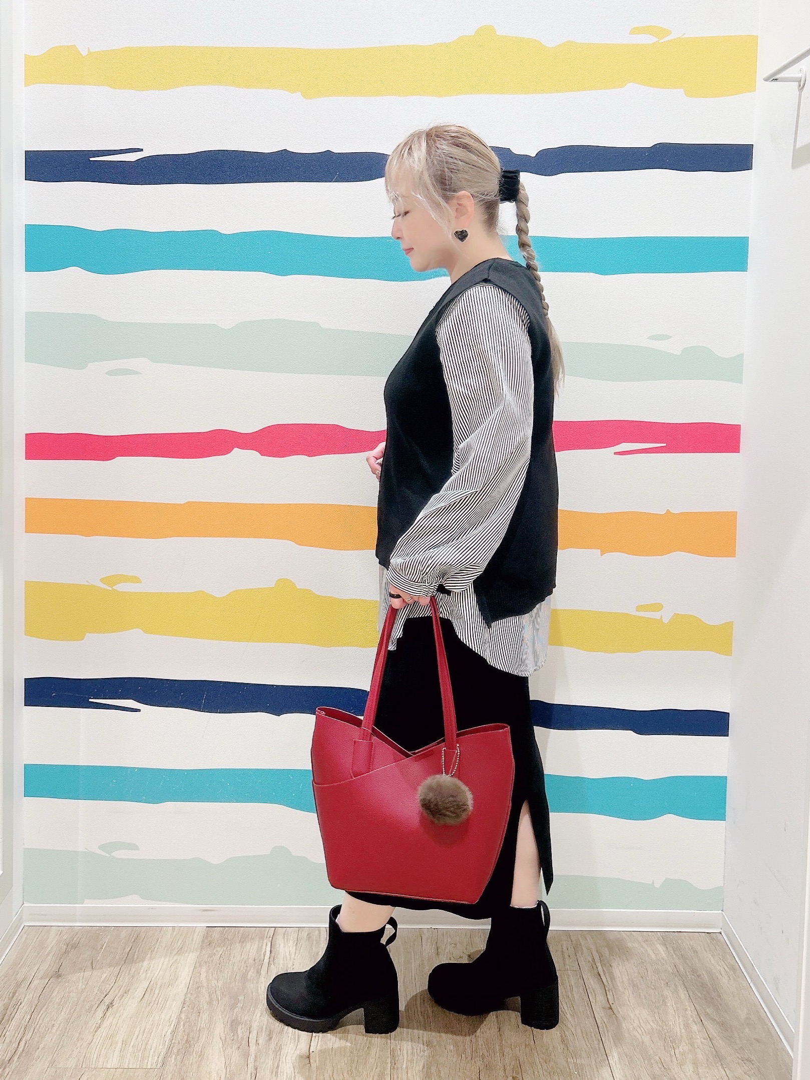 Peeさんの「SHOO･LA･RUE｜【2点セット/S-LL】着回し自在 スポンディッシュニットベスト＆フレアシャツ」を使ったコーディネート