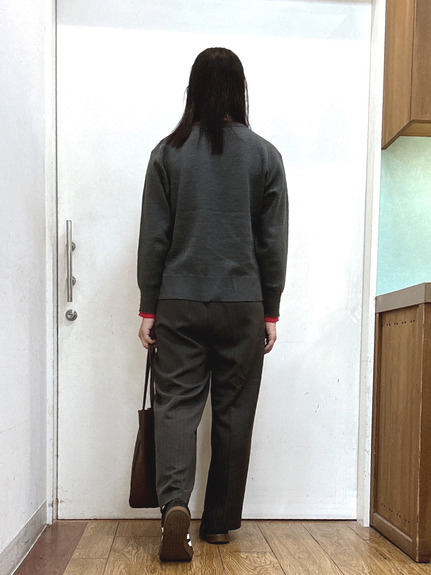 Karinさんの「SHOO･LA･RUE｜【洗濯機可/S-LL】配色がアクセント スウェットライクニット」を使ったコーディネート