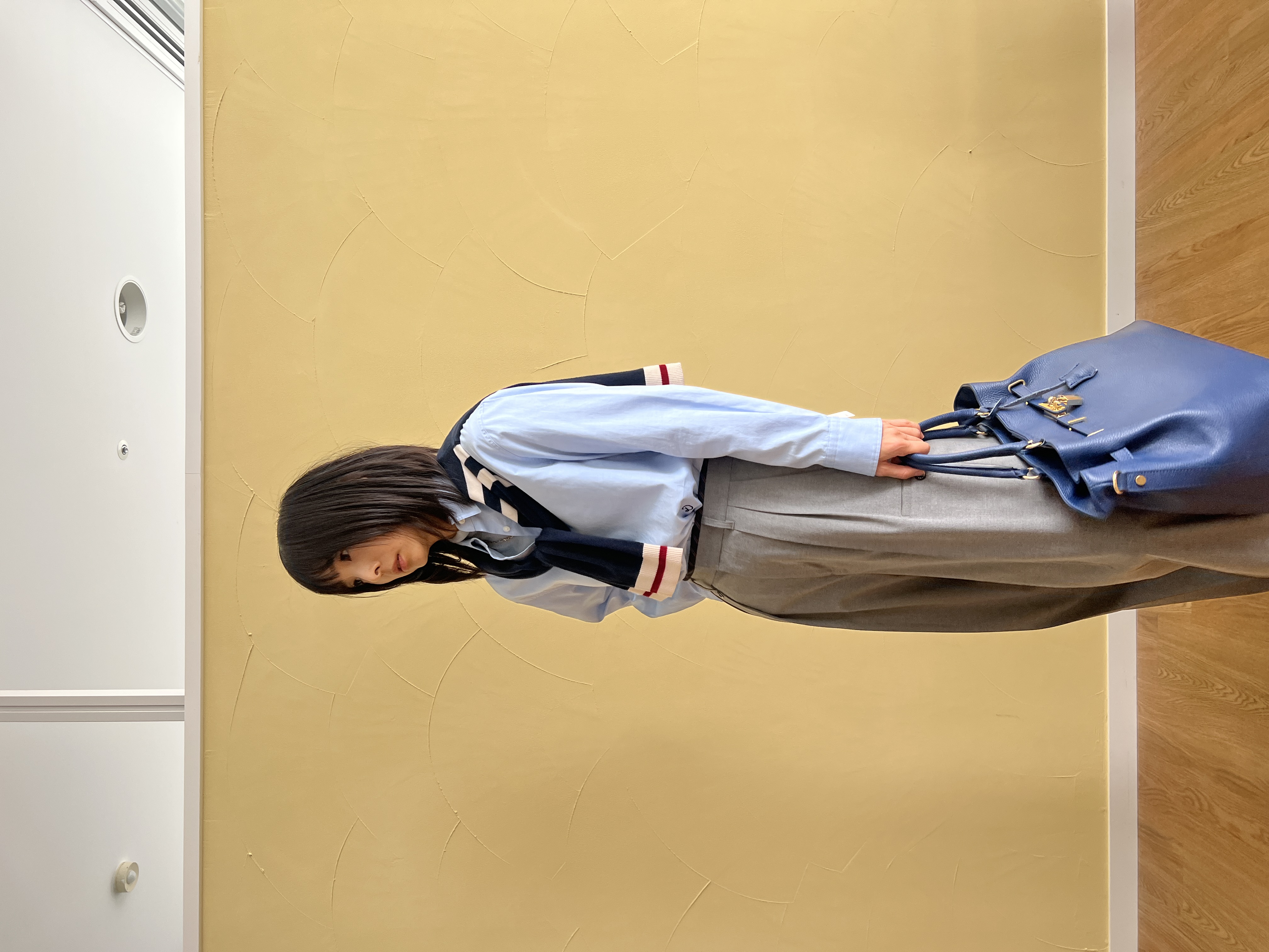 misaさんの「DRESSTERIOR｜【STORY11月号掲載】カービー カーゴパンツ」を使ったコーディネート