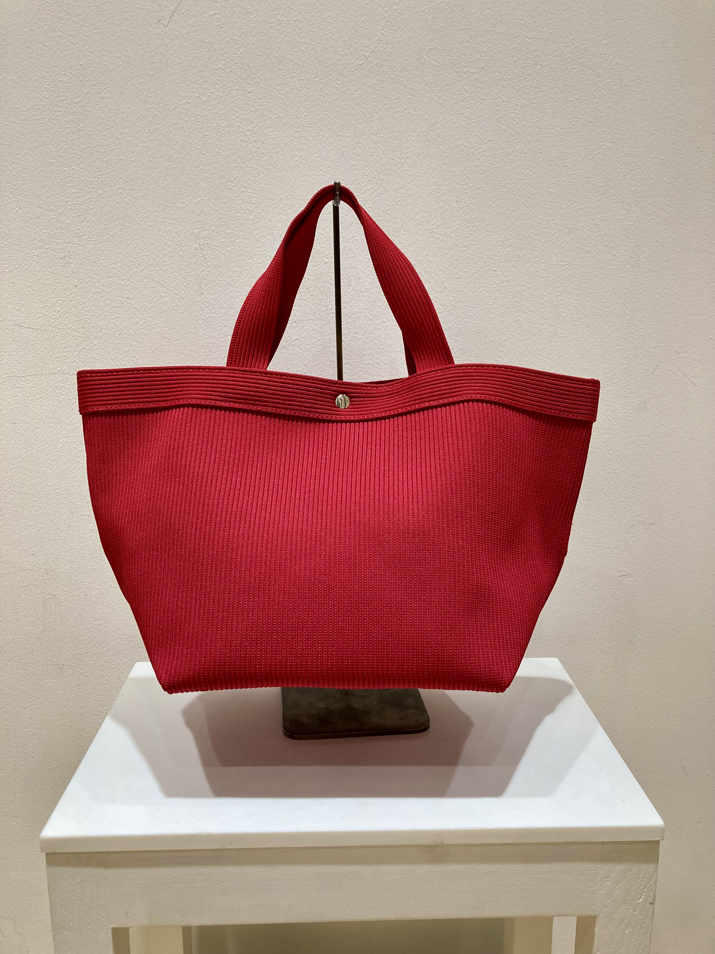 YAMAさんの「Dessin｜ニット素材 トートバッグ」を使ったコーディネート