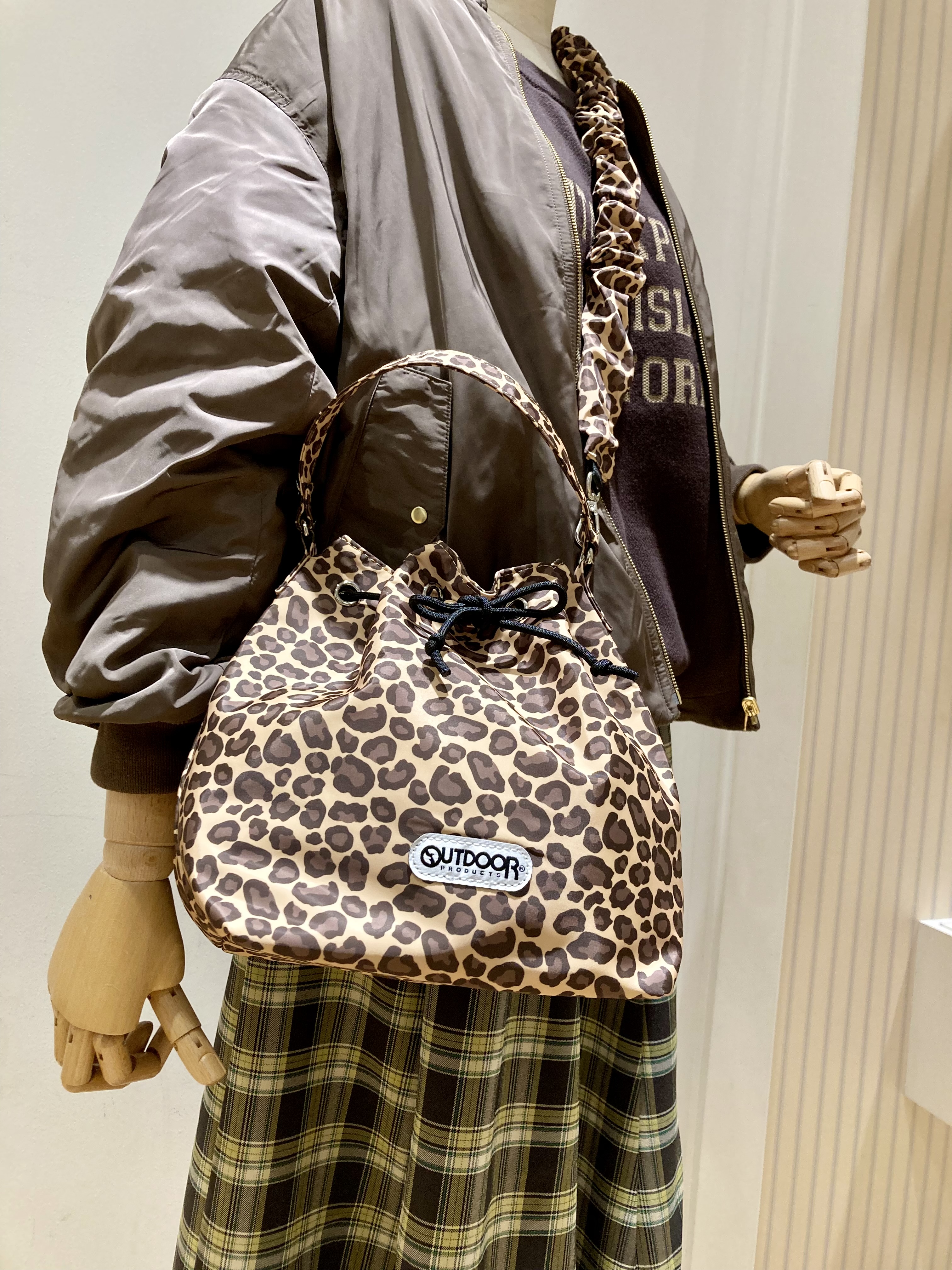 YAMAさんの「Dessin｜」を使ったコーディネート