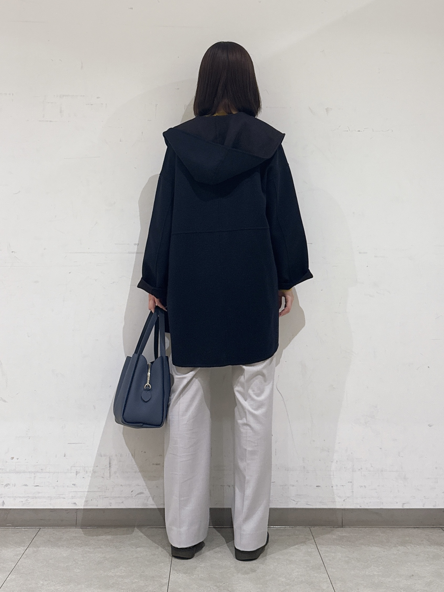 rinaさんの「INDIVI｜【選べる6色／ストレッチ◎】きれいめドルマンスリーブニット」を使ったコーディネート