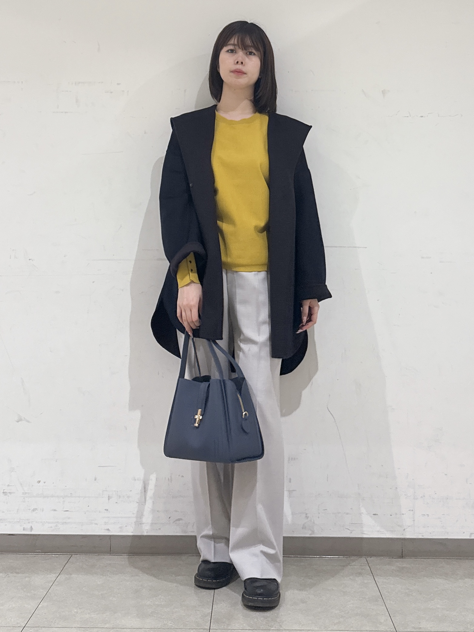 rinaさんの「INDIVI｜【選べる6色／ストレッチ◎】きれいめドルマンスリーブニット」を使ったコーディネート