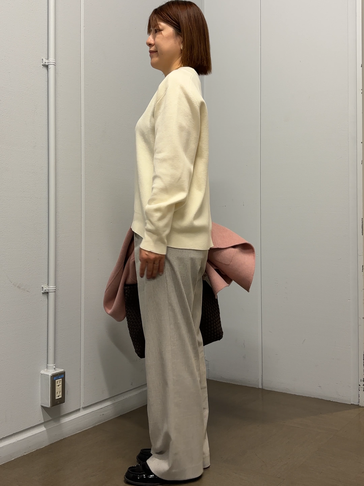 SaKiさんの「UNTITLED｜【きれいめカジュアル】スウェットライクニットプルオーバー」を使ったコーディネート