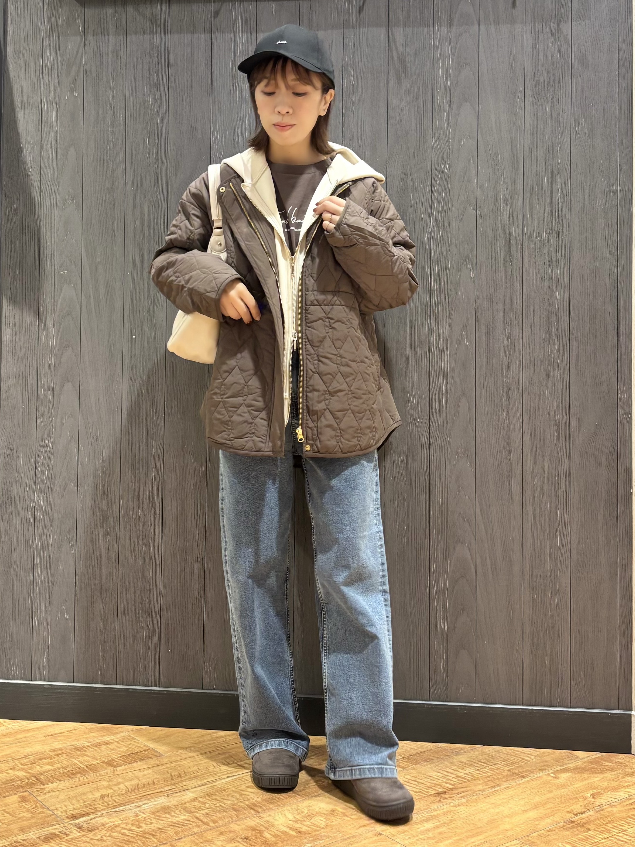 meiさんの「SHOO･LA･RUE｜【撥水/S-LL/洗濯機可】ウエスト絞れる キルト中綿ジャケット」を使ったコーディネート
