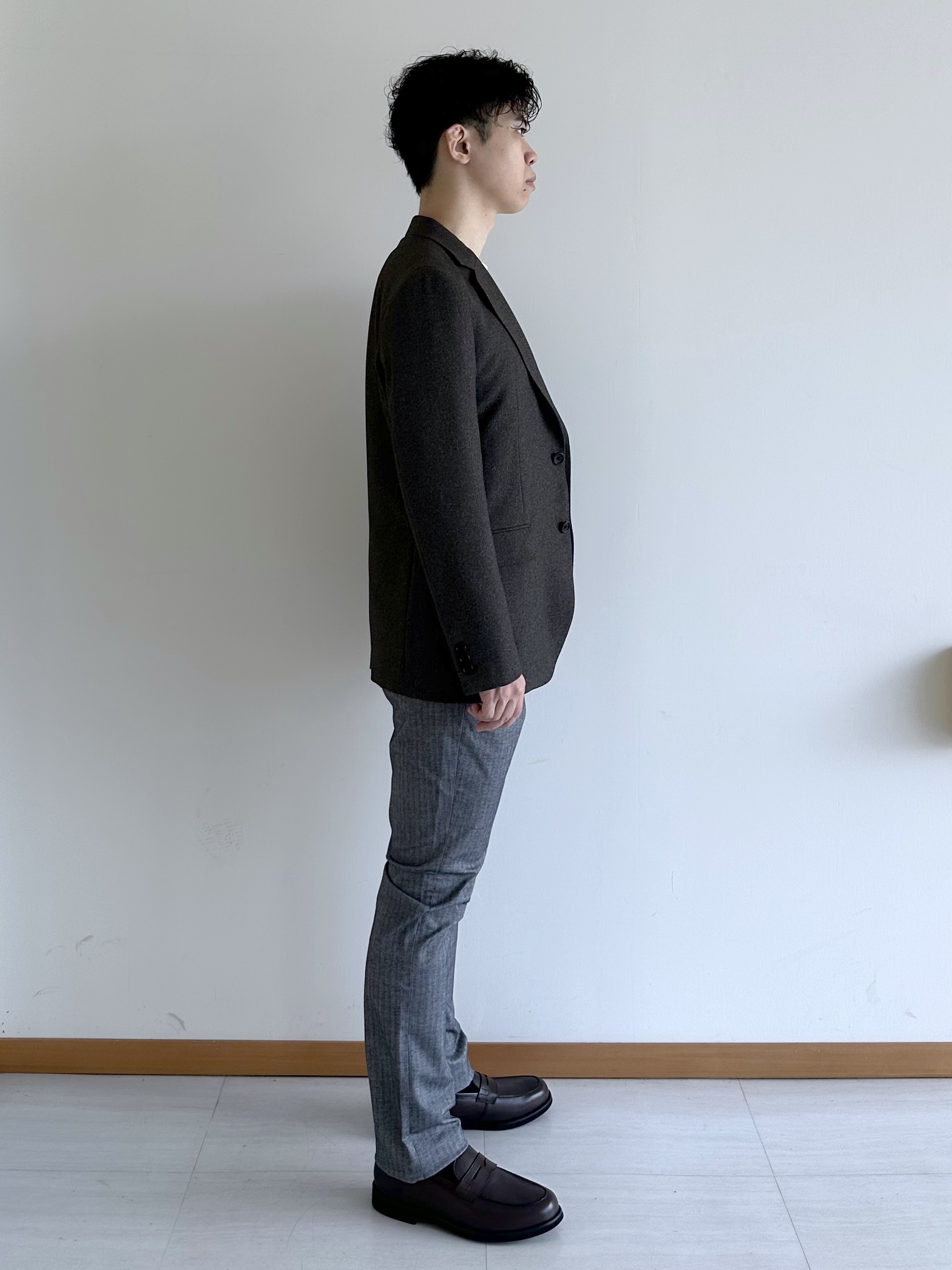 イッシーさんの「TAKEO KIKUCHI｜ウールライクキャットフット ジャケット」を使ったコーディネート