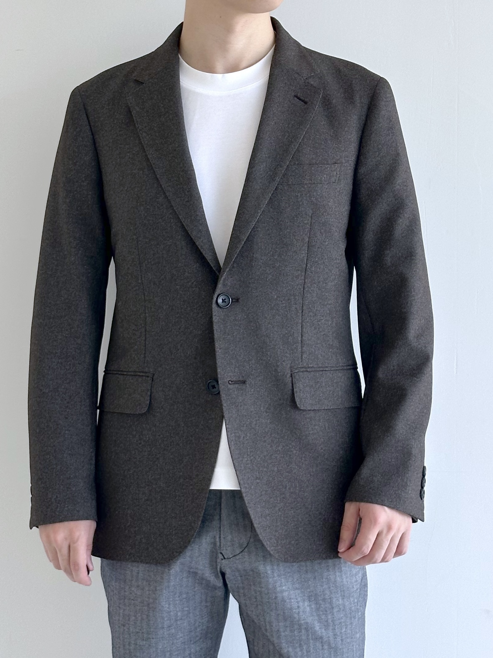 イッシーさんの「TAKEO KIKUCHI｜ウールライクキャットフット ジャケット」を使ったコーディネート