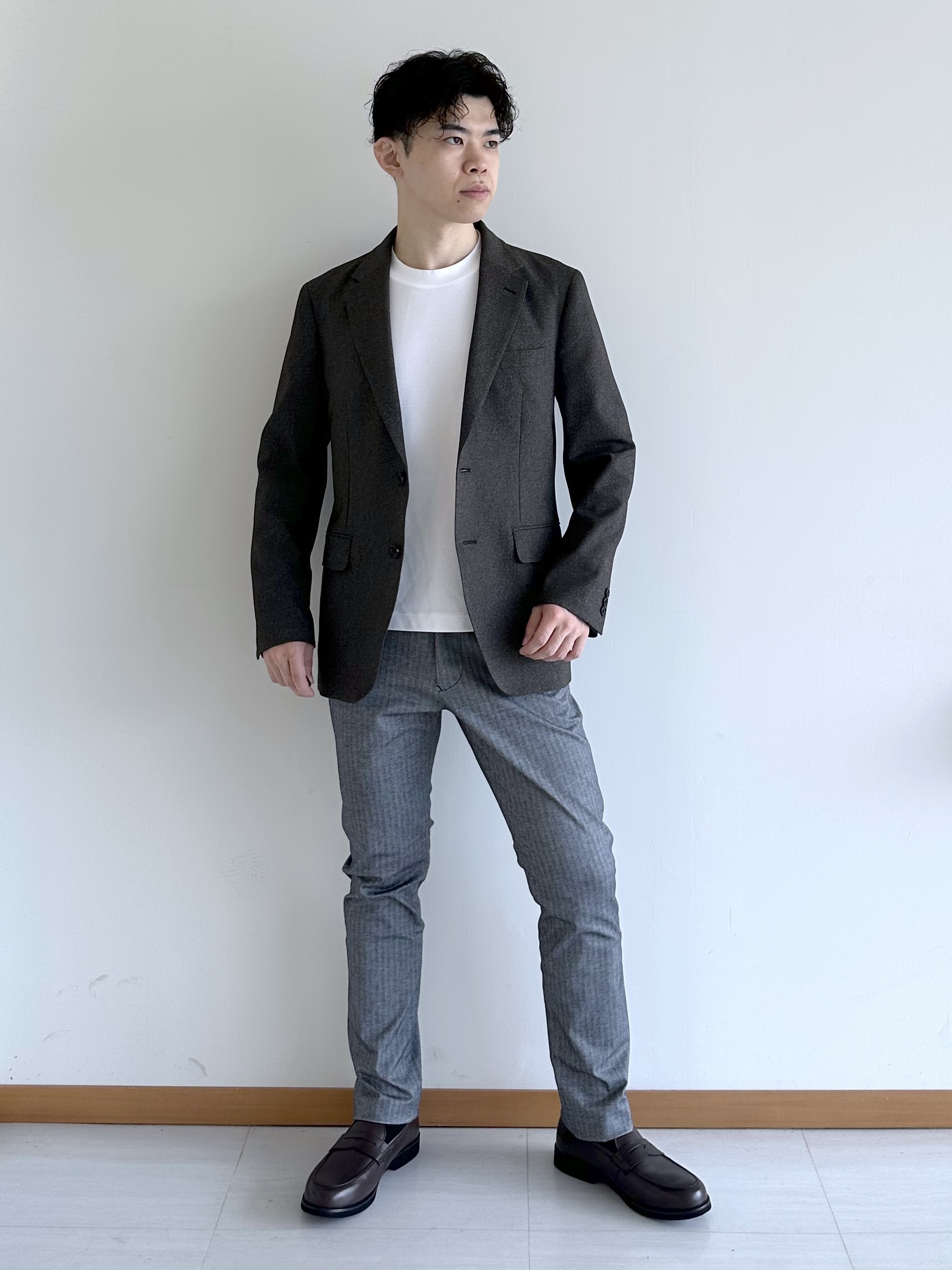 イッシーさんの「TAKEO KIKUCHI｜ウールライクキャットフット ジャケット」を使ったコーディネート