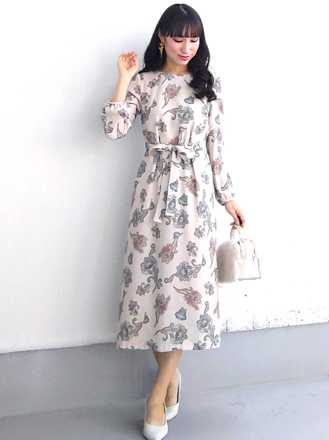 keinaさんの「SunaUna｜【手洗い可／日本製】ペイズリー柄パフスリーブワンピース」を使ったコーディネート